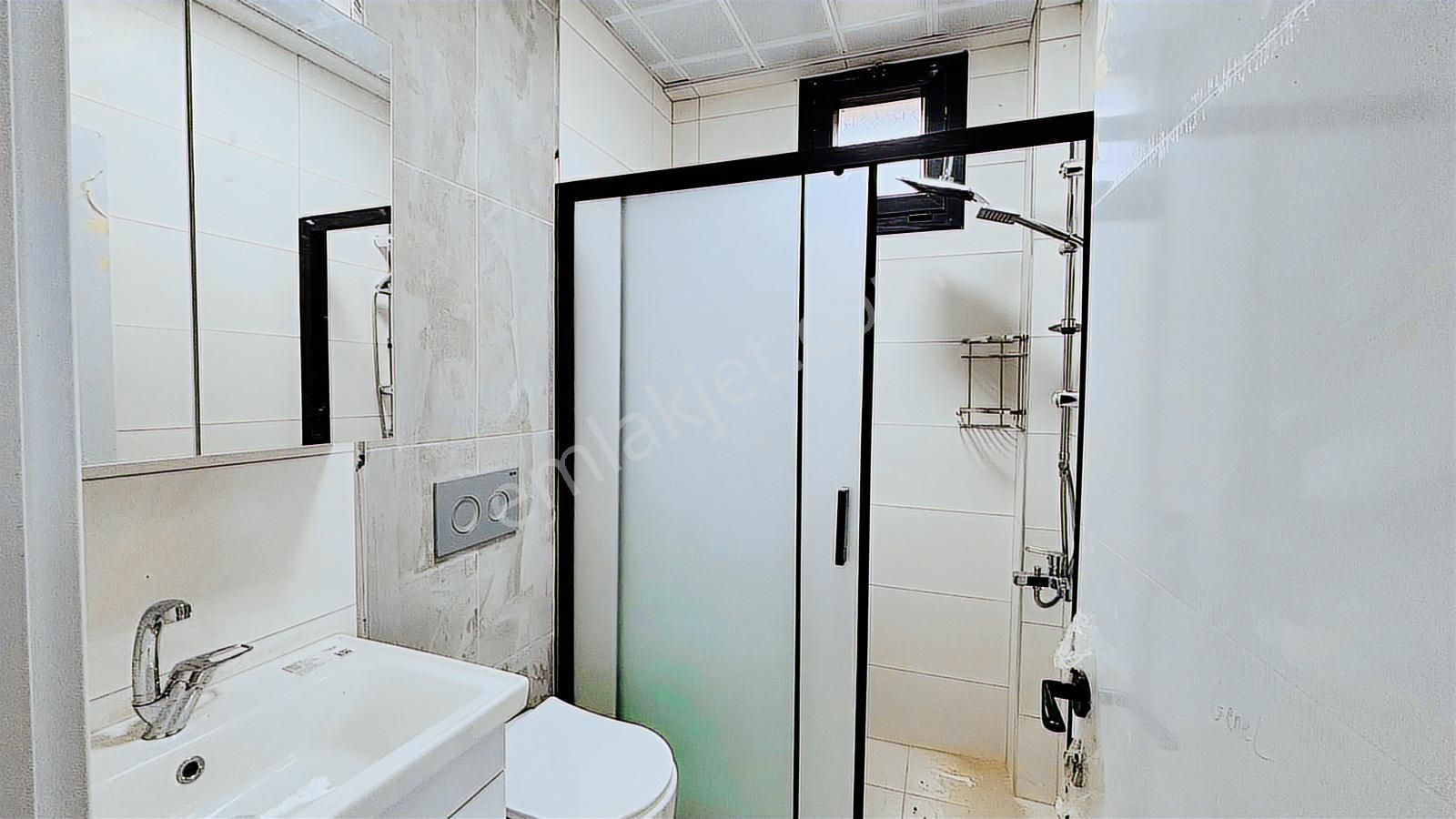 Foça Yenibağrası'nda Müstakil Havuzlu Bahçeli Satılık 3+1 Villa - Görsel 24