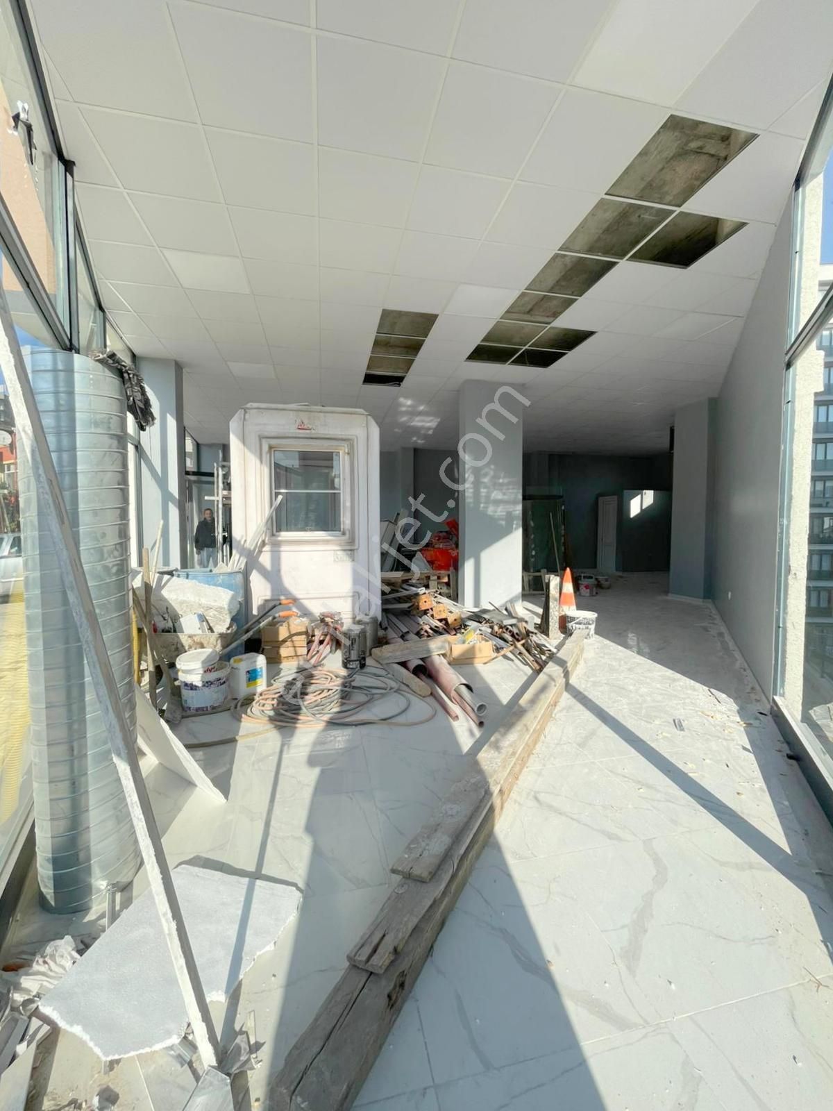 Mertcan'dan Sülüntepe Mevlana Cad.üzerinde Giriş Kat Dükkan - Görsel 3