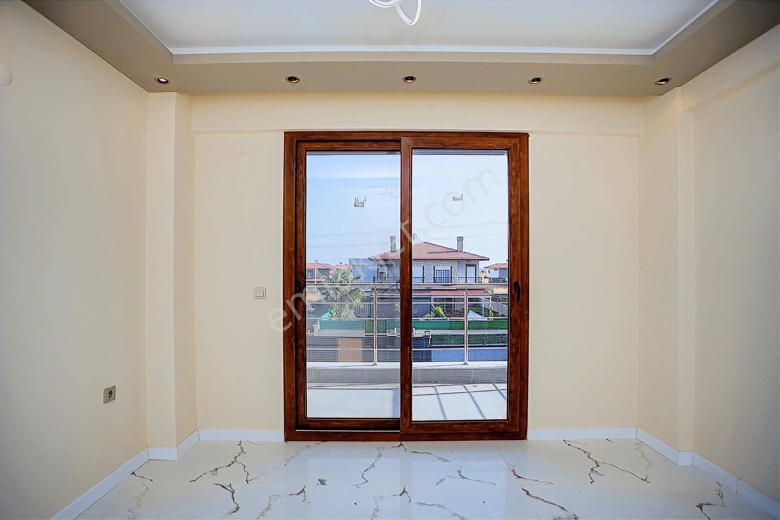 Foça Bağarası Villalar Bölgesinde Satılık 4+1 Müstakil Villa - Görsel 20