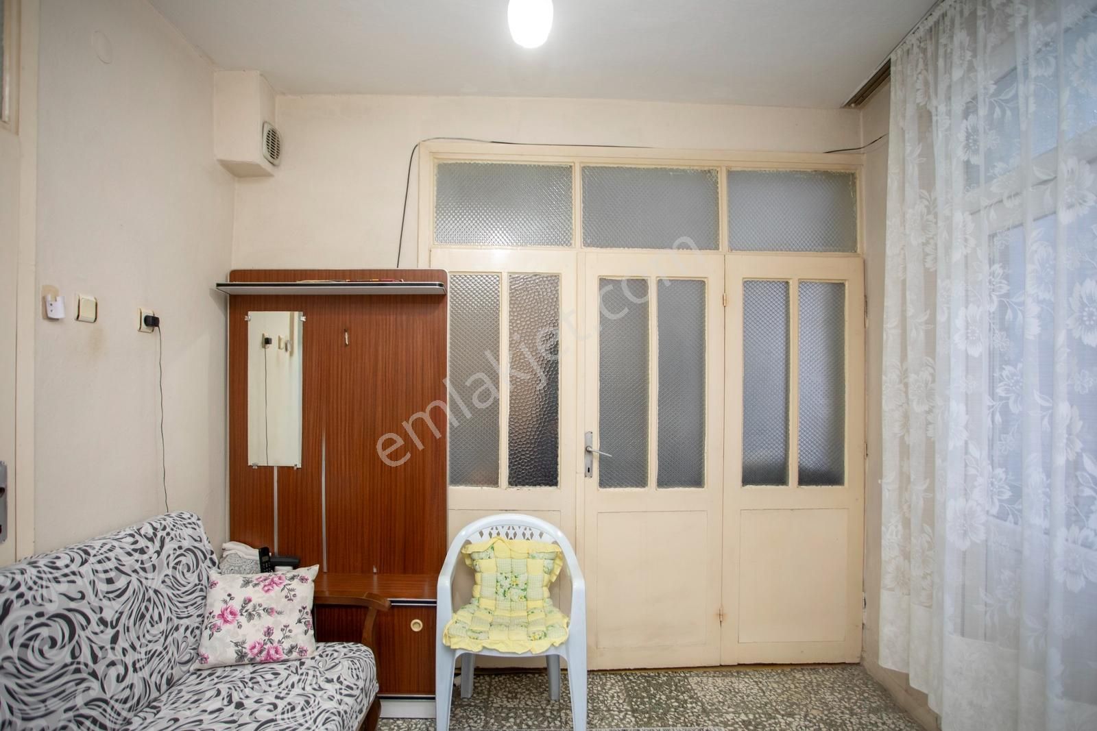 Menemen Merkez De Satılık Tek Tapu 2 Daire - Görsel 30