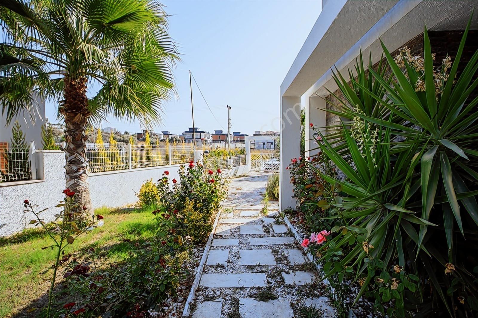 Kuşadası Türkmen'de Satılık 5+1 Havuzlu Müstakil Villa - Görsel 19