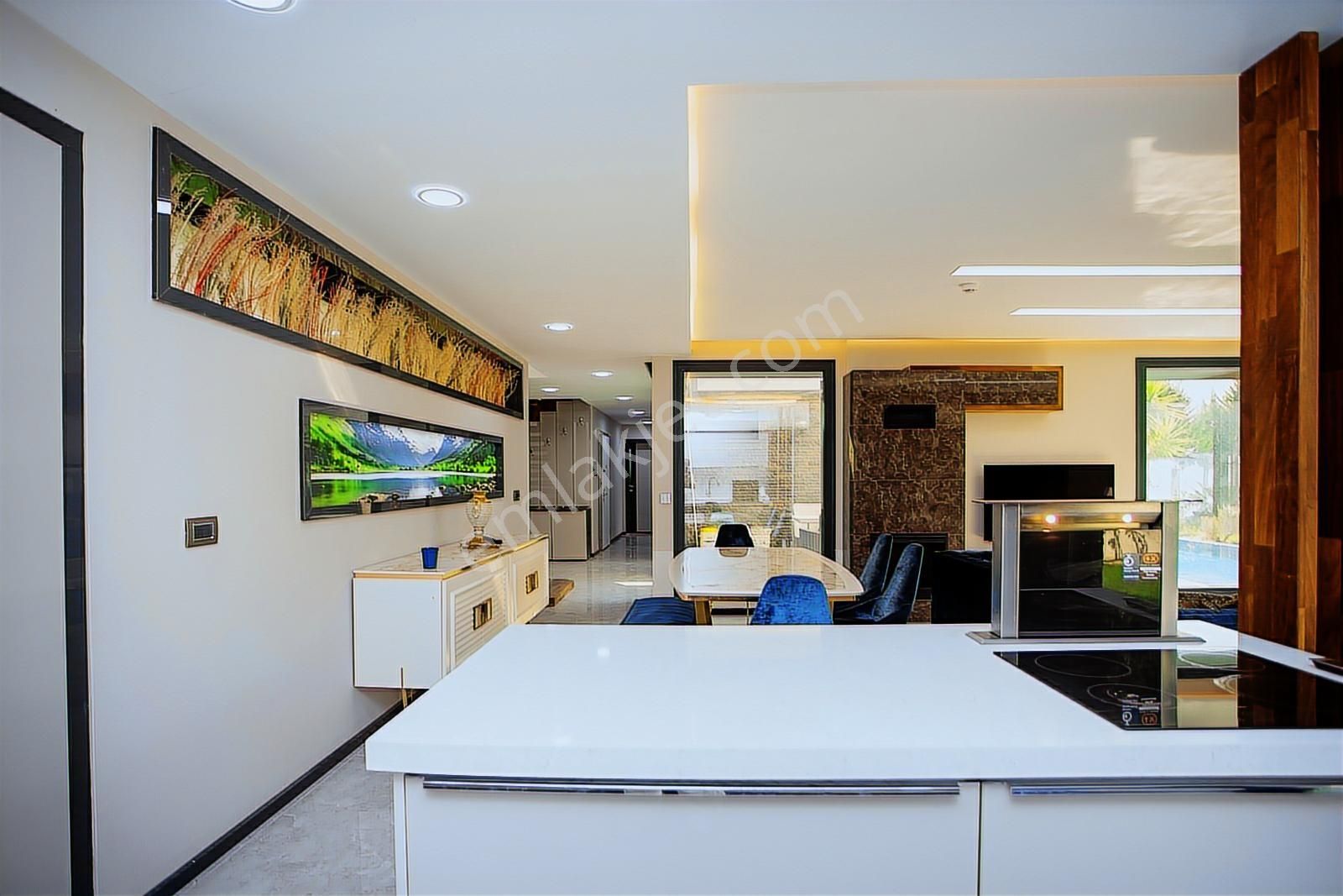 Kuşadası Türkmen'de Satılık 5+1 Havuzlu Müstakil Villa - Görsel 12