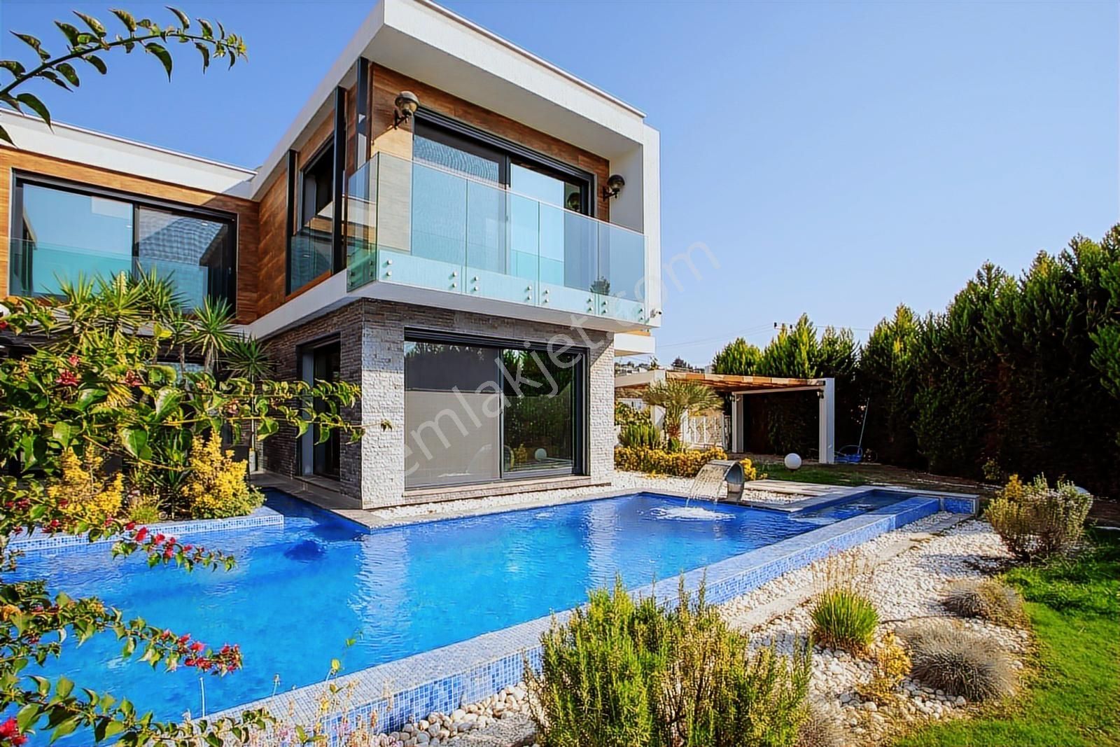 Kuşadası Türkmen'de Satılık 5+1 Havuzlu Müstakil Villa - Görsel 22