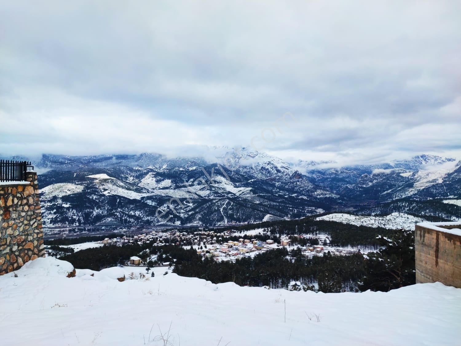 Kar Emlaktan Yenikonacık Bozkırlı Mevkiinde Uç 1 Dönüm Satılık Arsa - Görsel 11