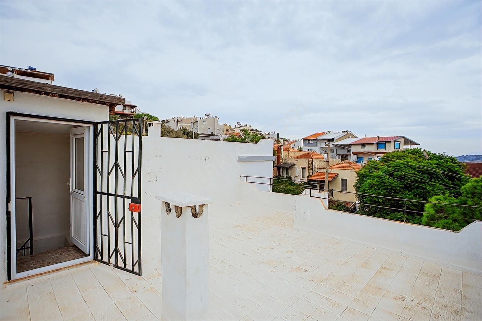 Yenifoça Burunucu'nda Satılık 3+1 Teraslı Dubleks - Görsel 21