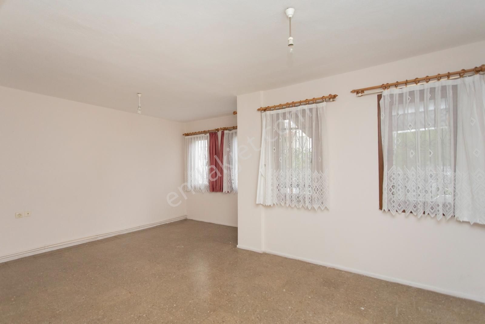 Yenifoça Burunucu'nda Satılık 3+1 Teraslı Dubleks - Görsel 23