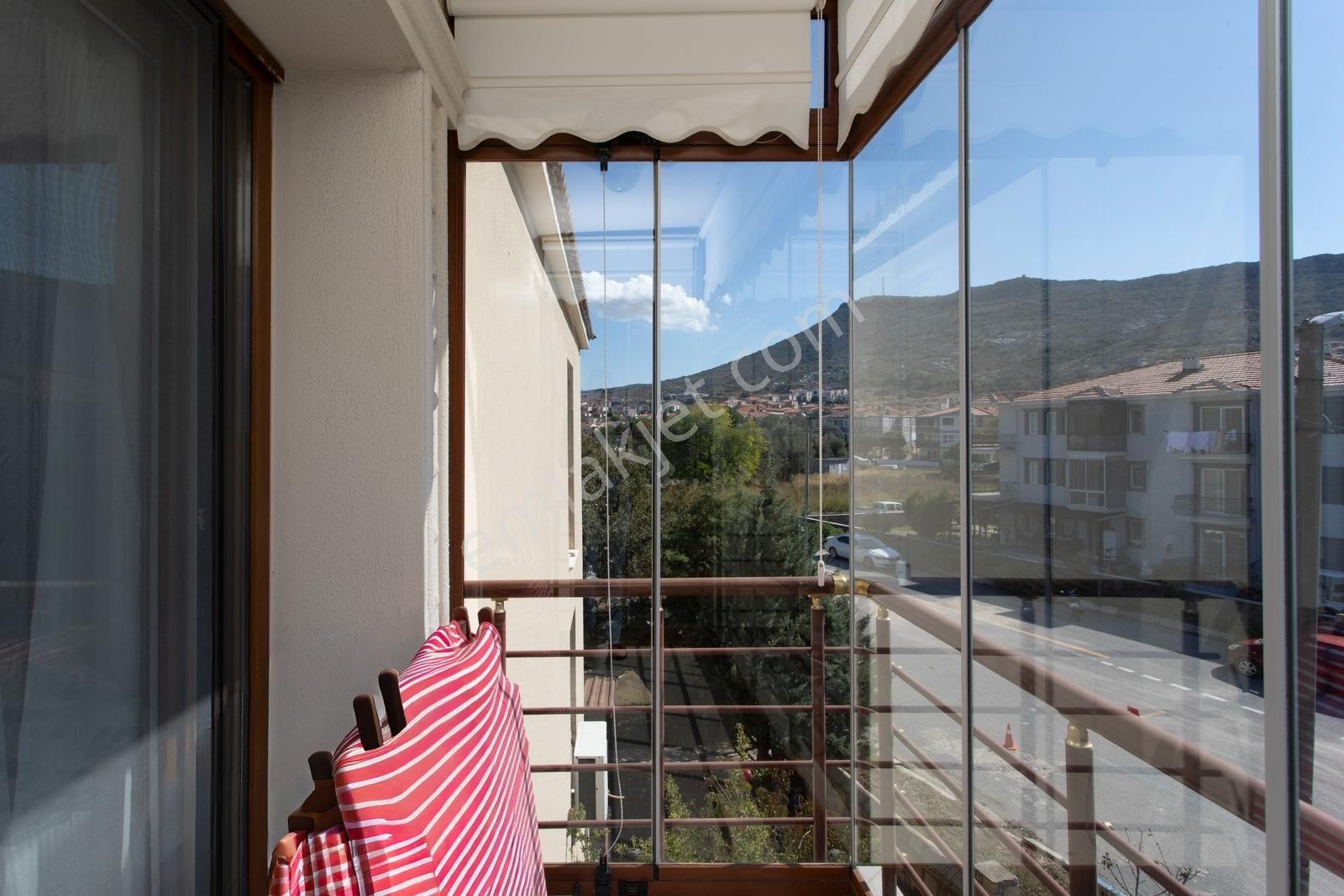 Eski Foça Atatürk Mah. Merkezi Konumda Satılık 2+1 Daire - Görsel 5