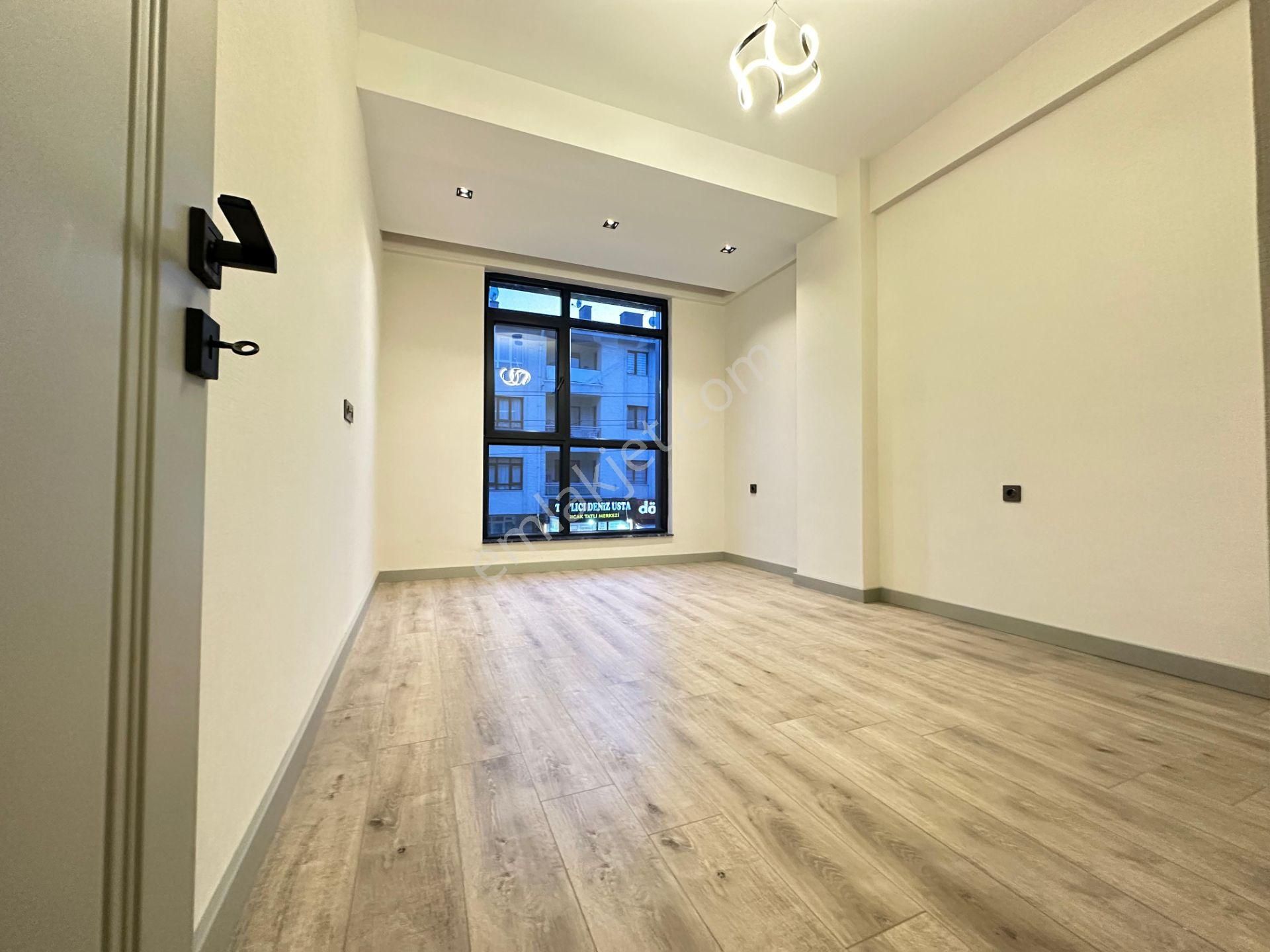 Pursaklar Mehmet Zengin Emlak'tan Asansörlü Çarşı İçinde 1.kat 2+1 Lüks Yapılı Daire - Görsel 12