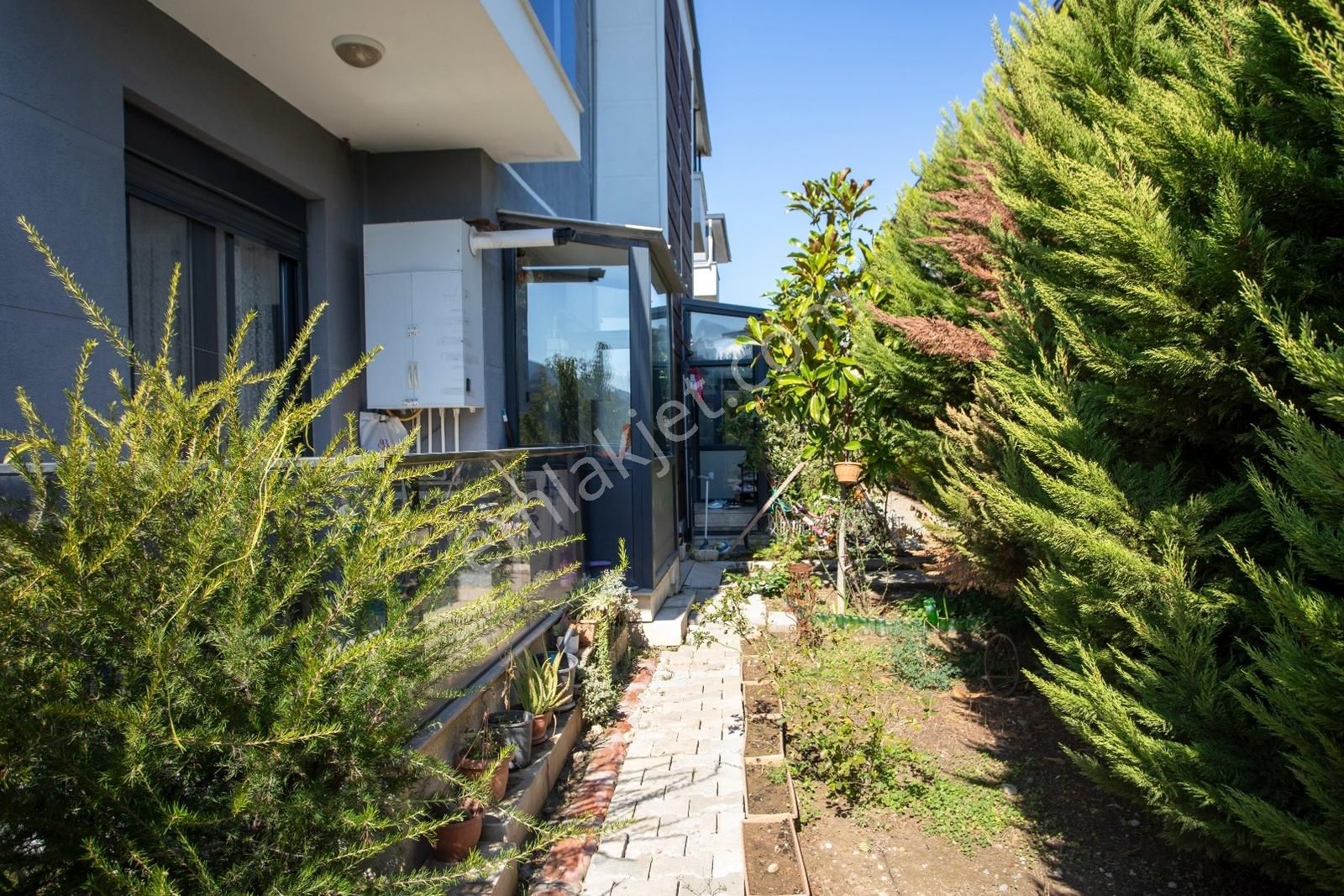 Yenifoça Gencelli'de Satılık 3+1 Tripleks Villa - Görsel 29