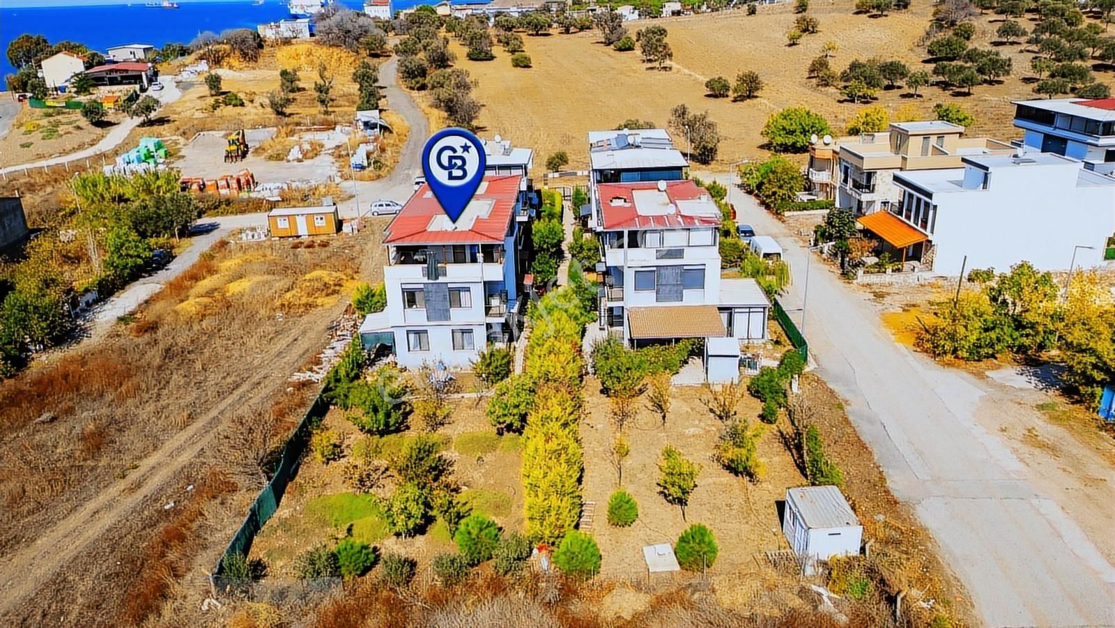 Yenifoça Gencelli'de Satılık 3+1 Tripleks Villa - Görsel 17