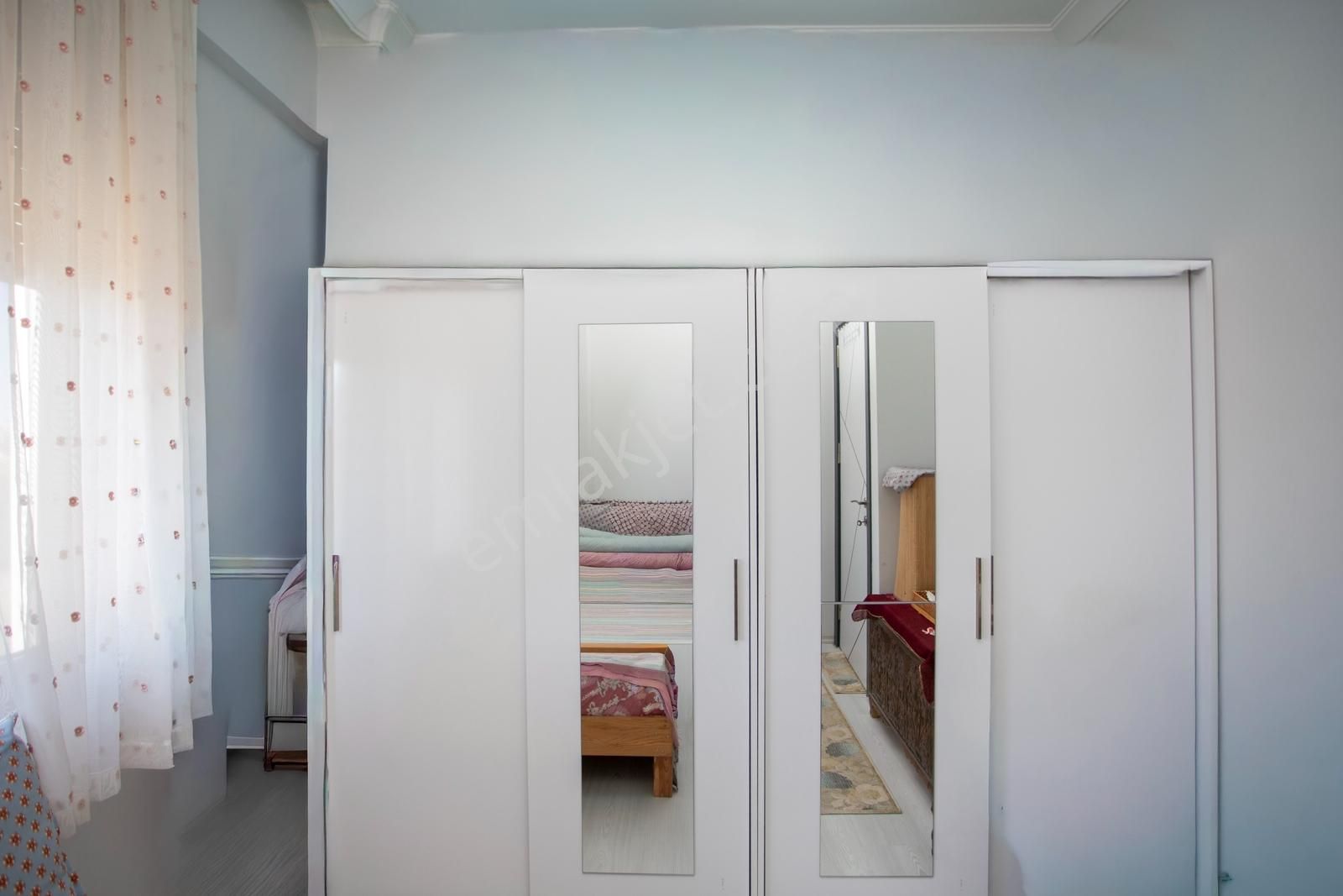 Yenifoça Gencelli'de Satılık 3+1 Tripleks Villa - Görsel 9