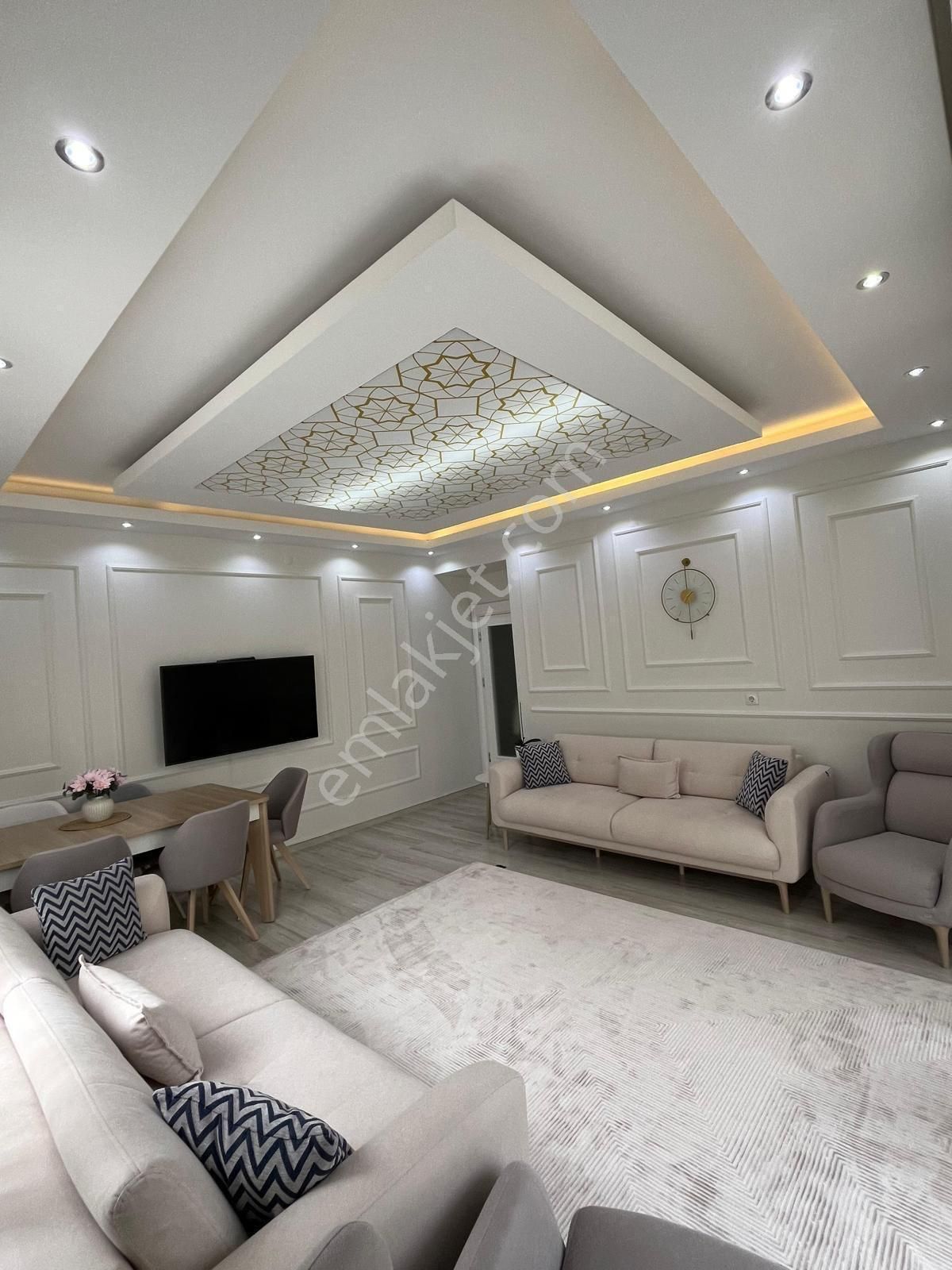 Afyon Üçok Emlaktan Güvenevler Mah 3+1 127m² Geniş Temiz Bakımlı Satılık Daire - Görsel 9