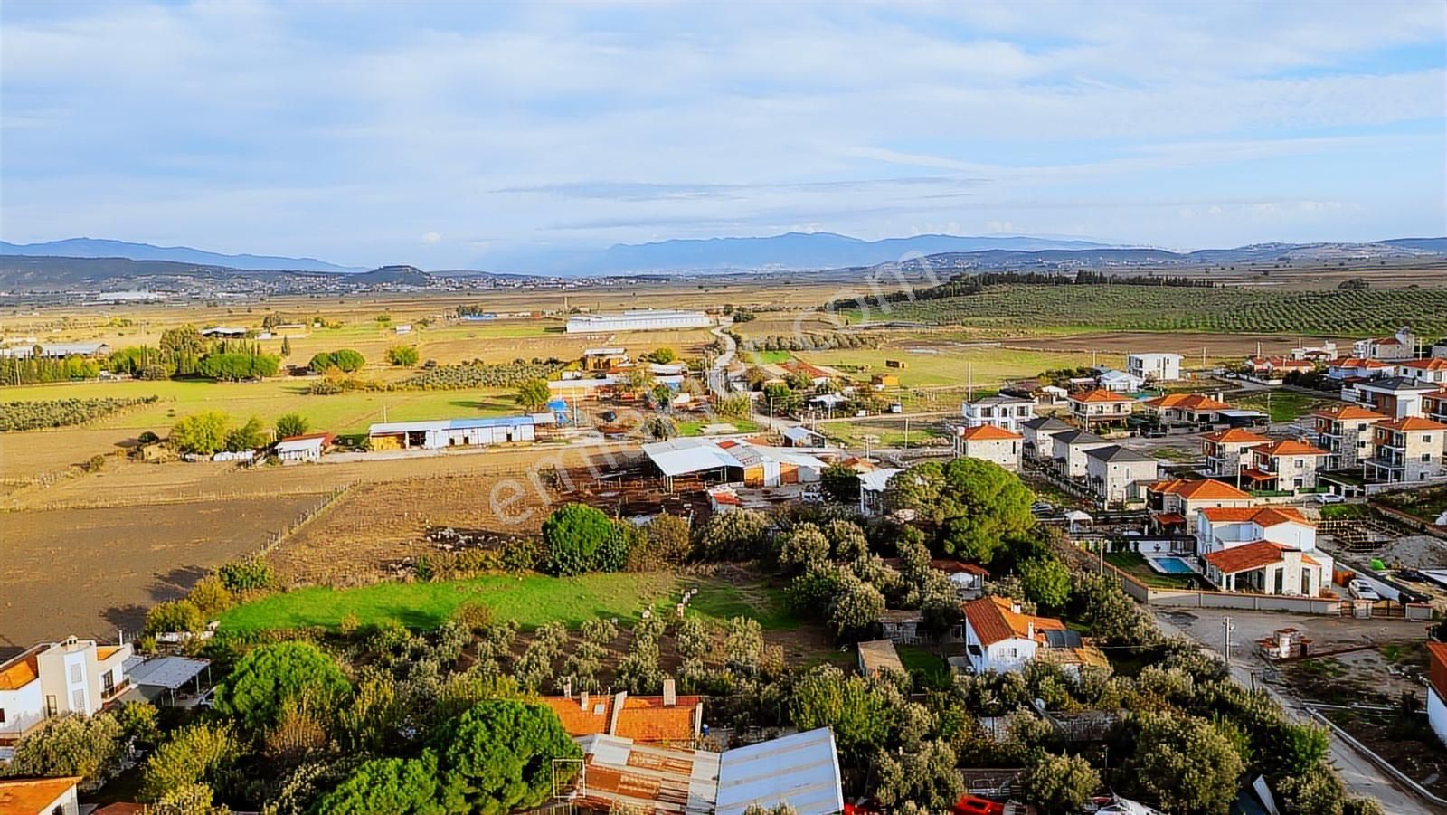 Foça Bağarası Hacıveli Mah. Satılık Kargir Evli Arsa - Görsel 16
