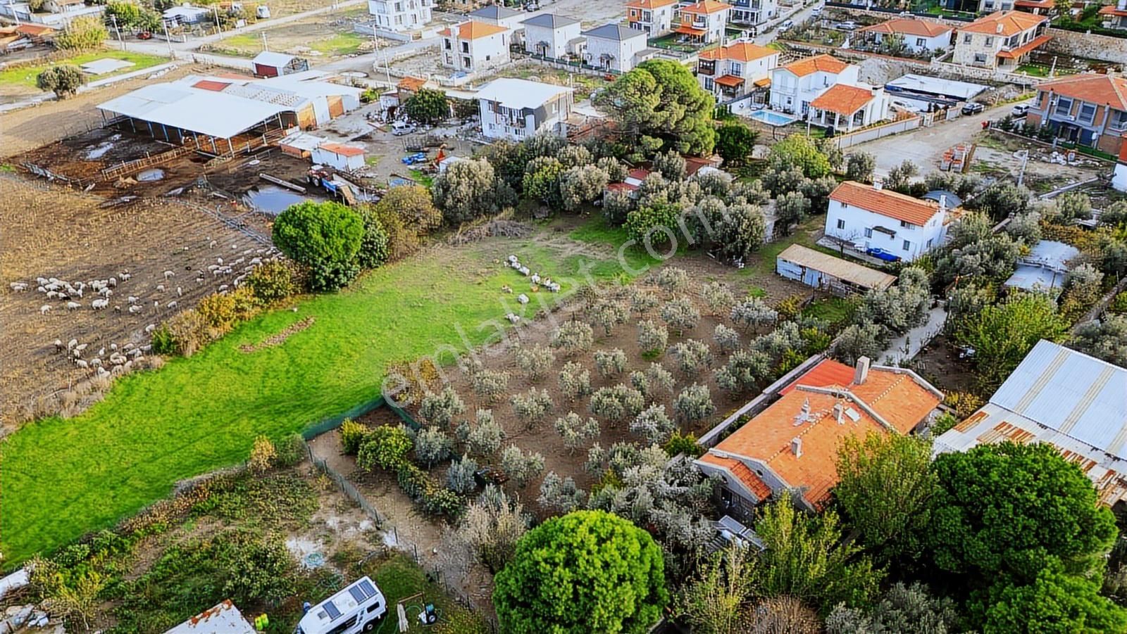 Foça Bağarası Hacıveli Mah. Satılık Kargir Evli Arsa - Görsel 17