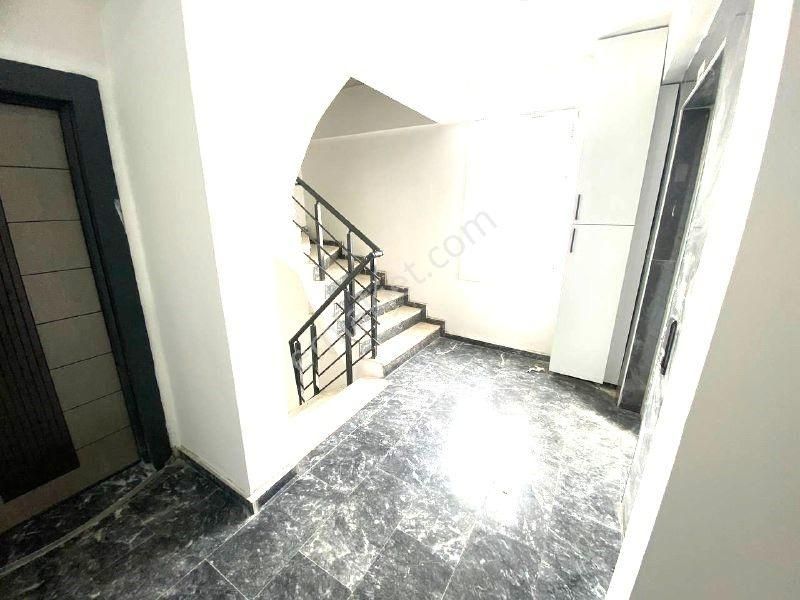 🏡🔴aktiften Badem Alnında Hem Yazın Hem Kışın Kullanabileceğiniz Ara Kat 1+1 Satılık Daire - Görsel 15