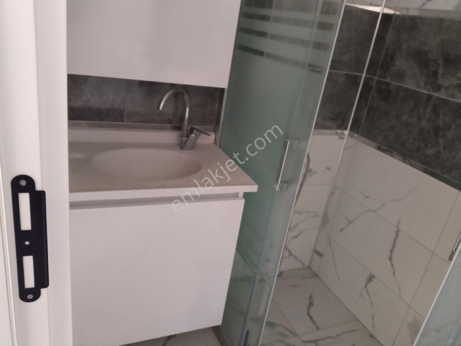 Kuşadası Avm Ler Bölgesinde Deniz Manzaralı Satılık - Görsel 9