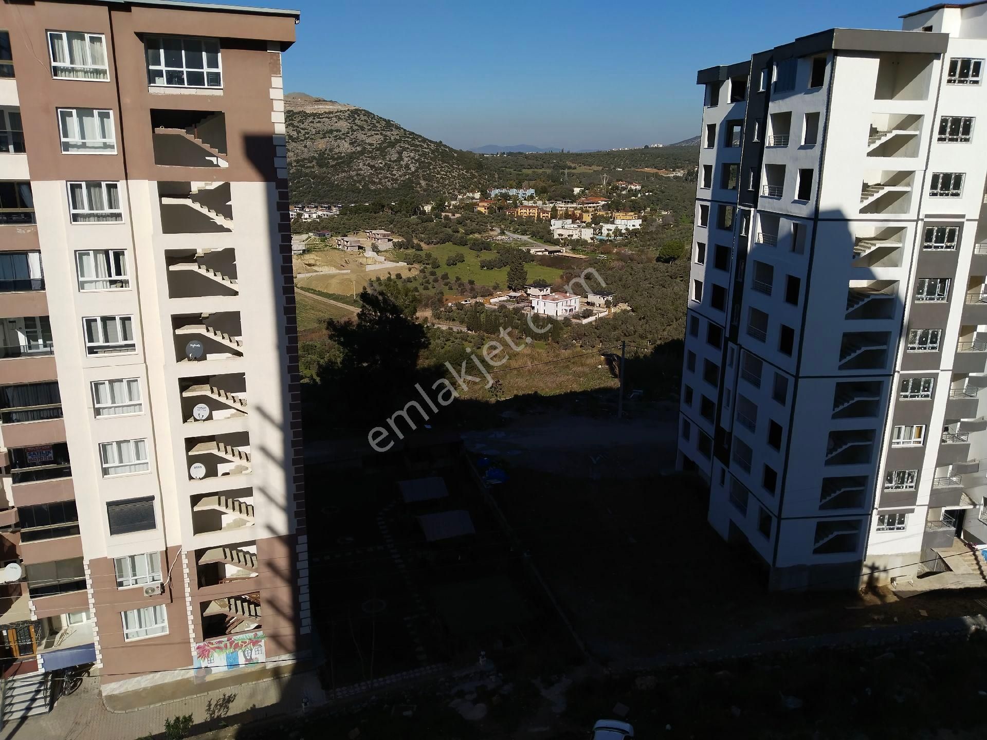 Kuşadası Avm Ler Bölgesinde Deniz Manzaralı Satılık - Görsel 23