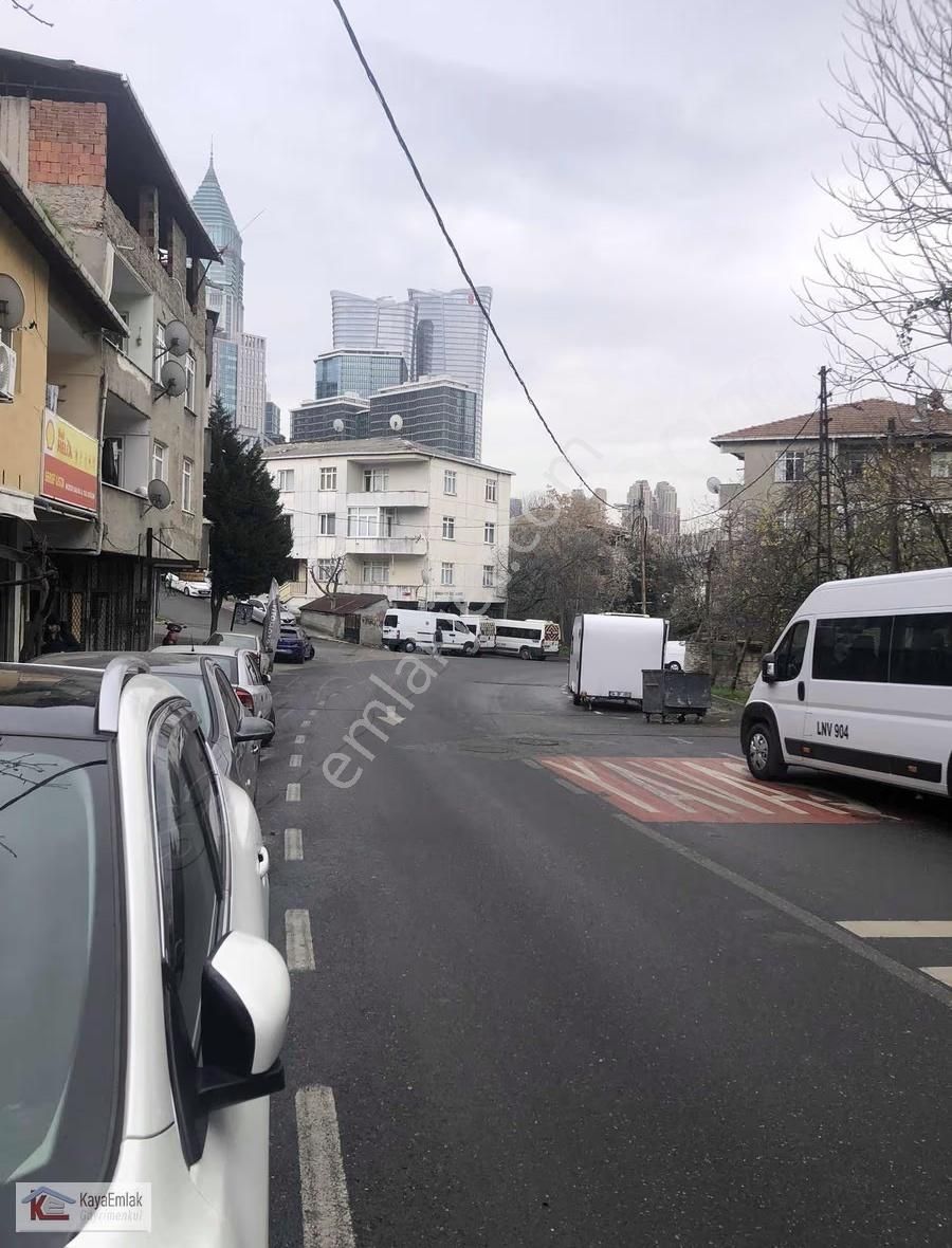 3.5 Mt Tavan Yüksekliği 45 M2 Kiralık Dükkan