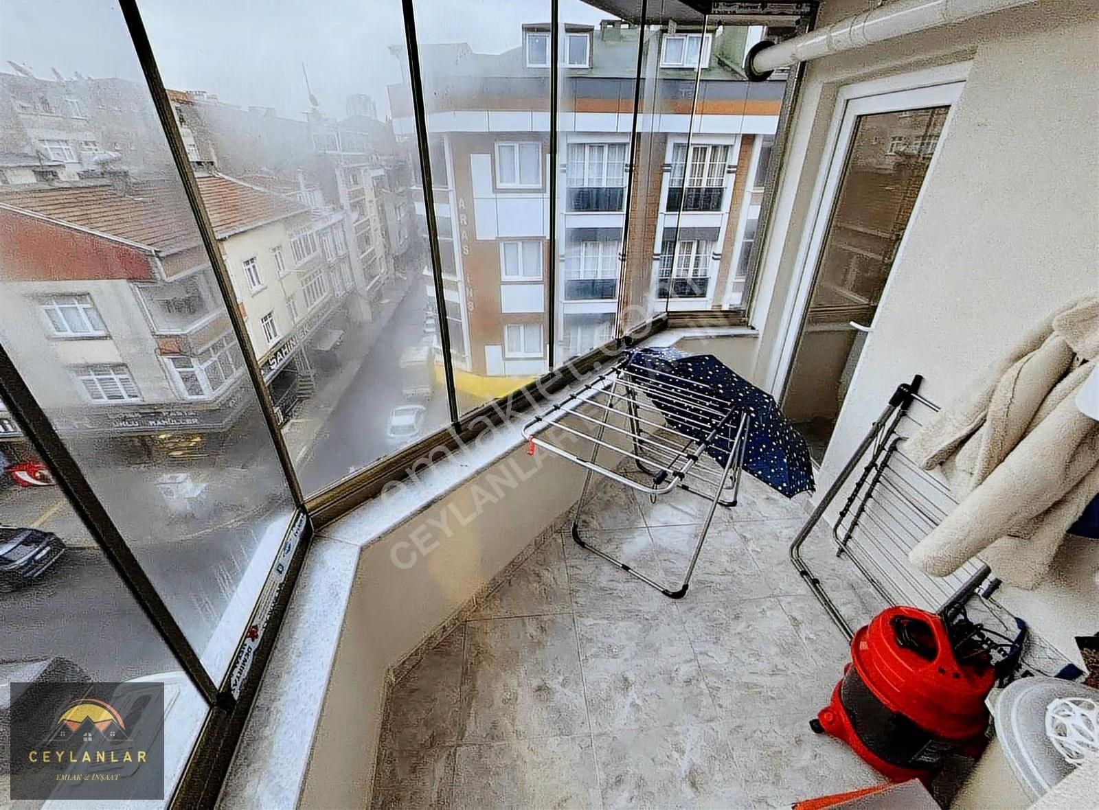 Atatürk Mah. Metroya Yakın Asansörlü Dublex Daire - Görsel 16