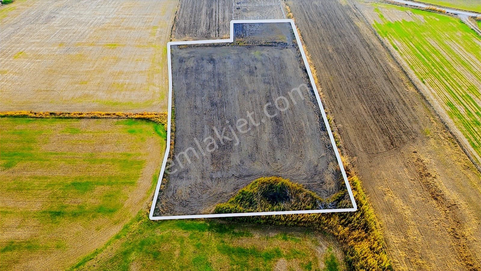 Foça Gerenköy'de Satılık 6.304 M2 Hisseli Tarla - Görsel 18