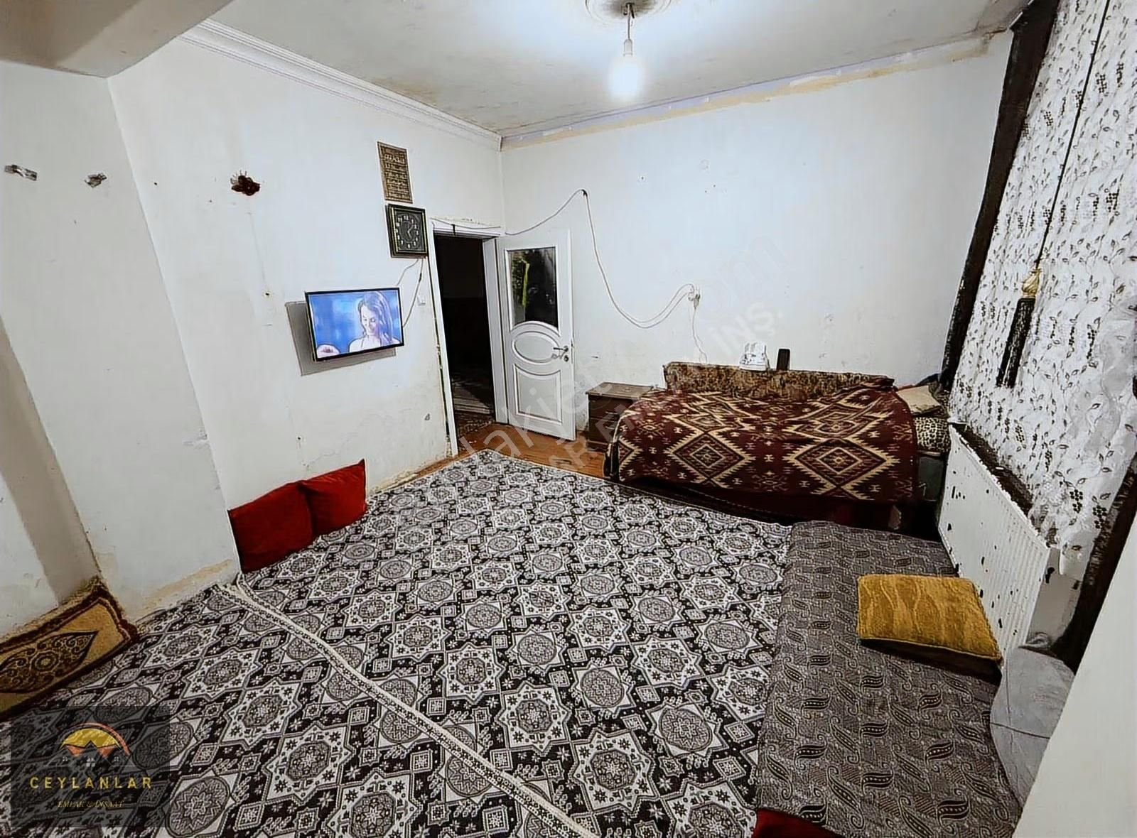 Mehmet Akif Mah. Cuma Pazarında 3+1 Büyük Kullanıslı Daire - Görsel 15