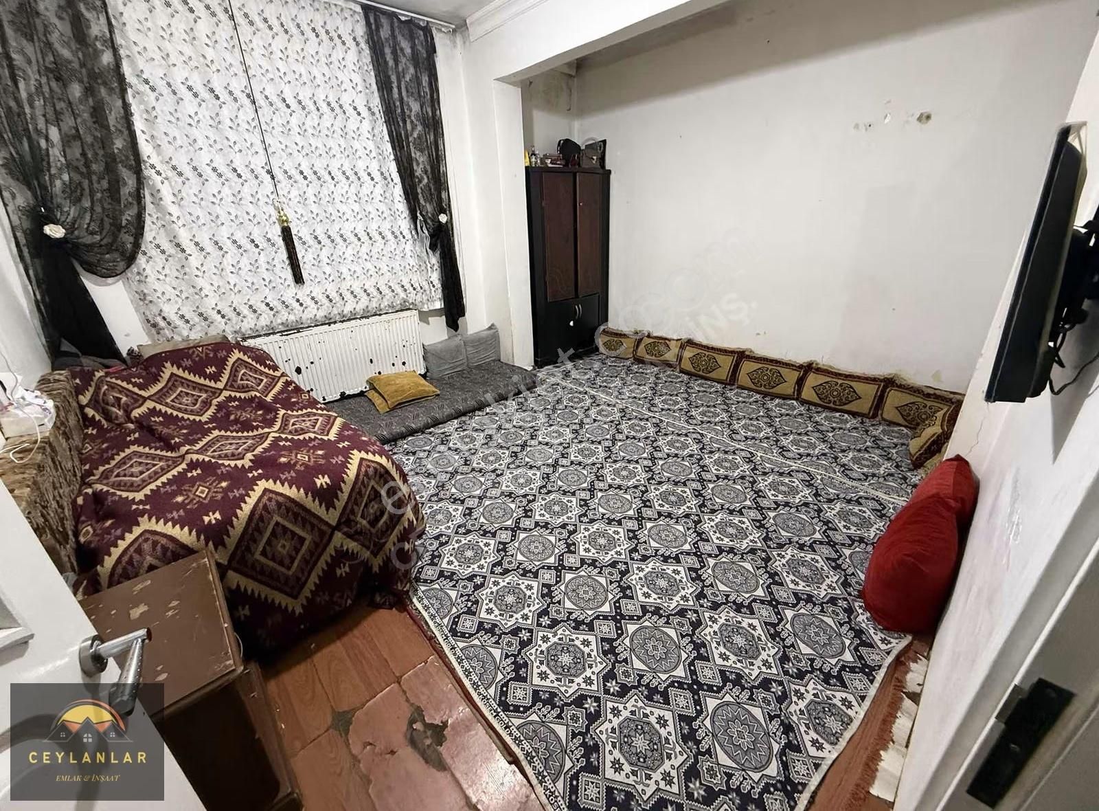 Mehmet Akif Mah. Cuma Pazarında 3+1 Büyük Kullanıslı Daire