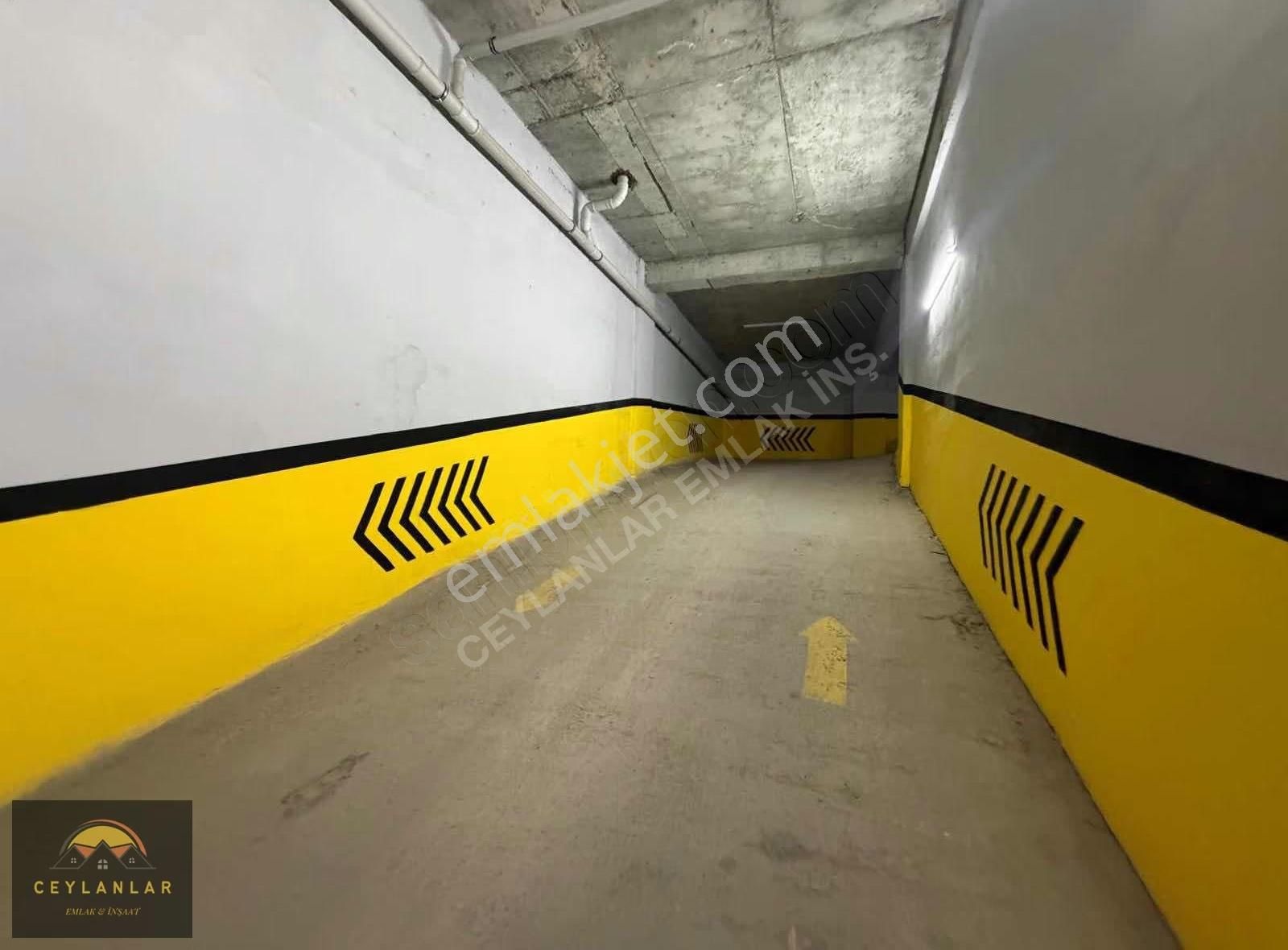 Bağcılar Kirazlı Site İçerisinde Havuzlu Güvenlikli 3+1 - Görsel 28