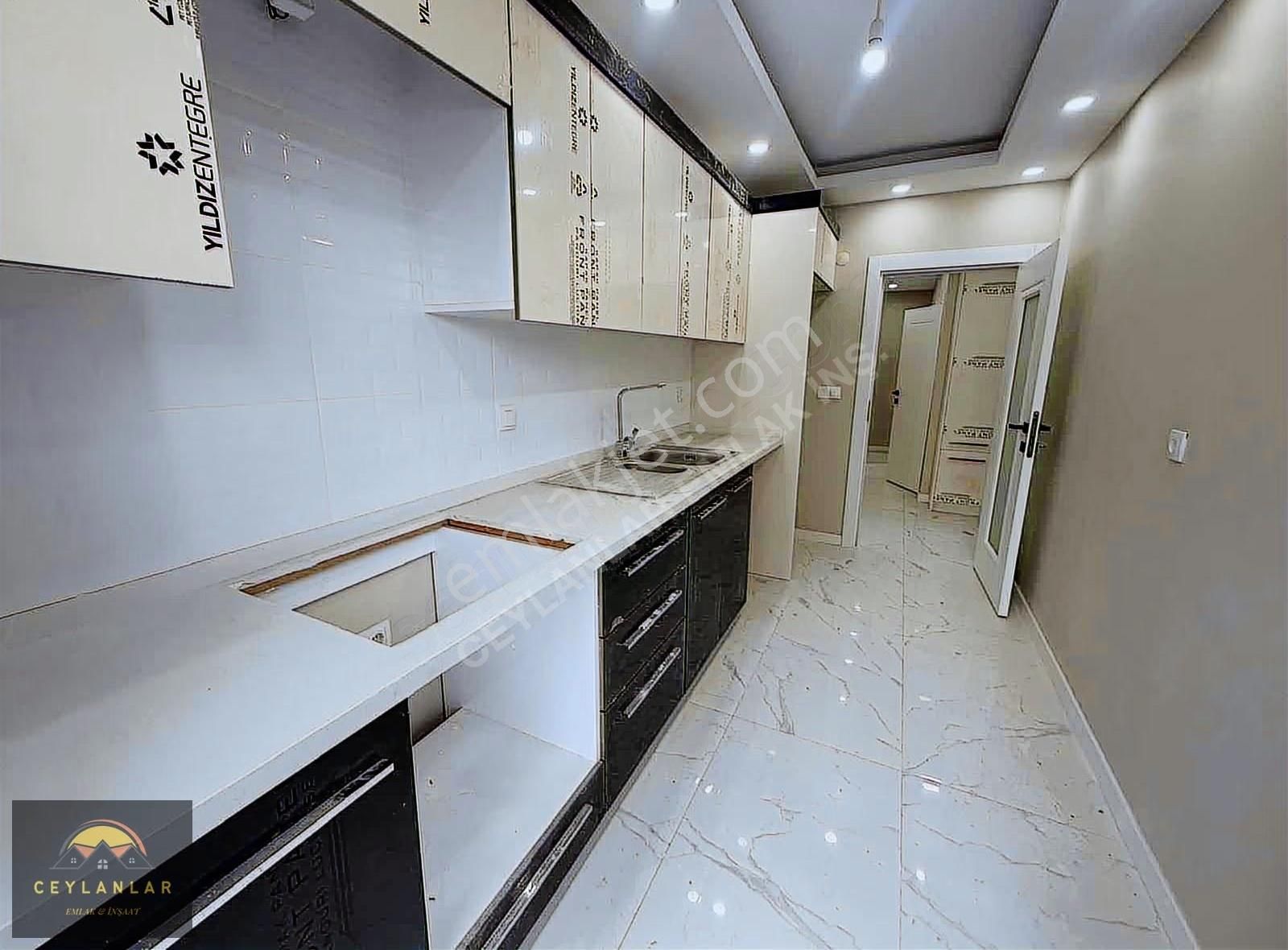 Bağcılar Kirazlı Site İçerisinde Havuzlu Güvenlikli 3+1 - Görsel 21