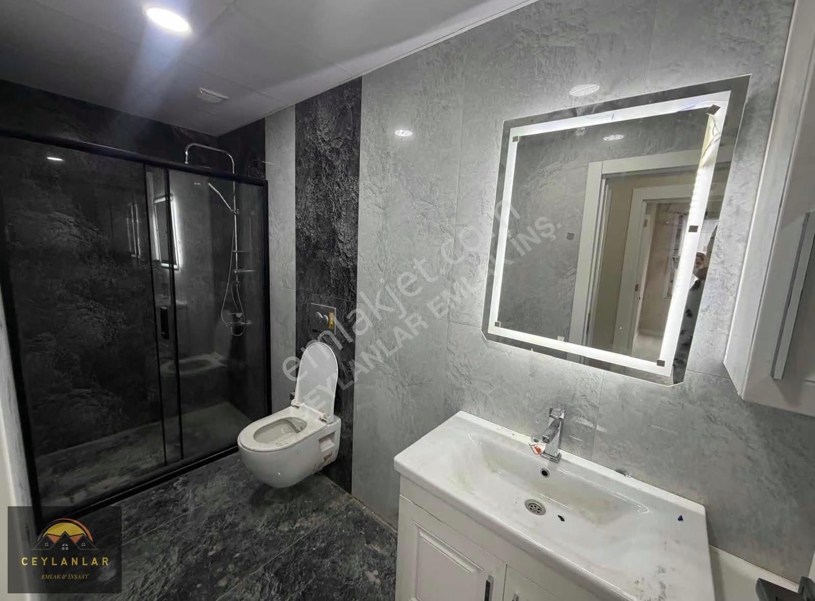 Bağcılar Kirazlı Site İçerisinde Havuzlu Güvenlikli 3+1 - Görsel 24