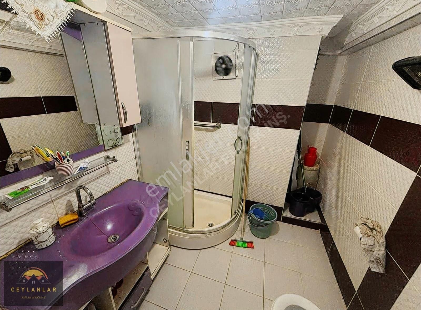 Sefaköy Teyfikbey Mah.site İçerisinde Starcitye Yakın3+1 .135m2 - Görsel 29