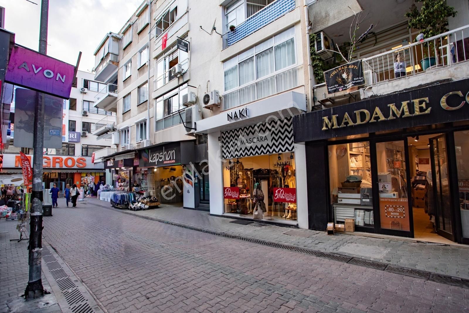 Karşıyaka Çarşı İçerisinde Kiralık 2+1 İşyeri & Ofis - Görsel 6