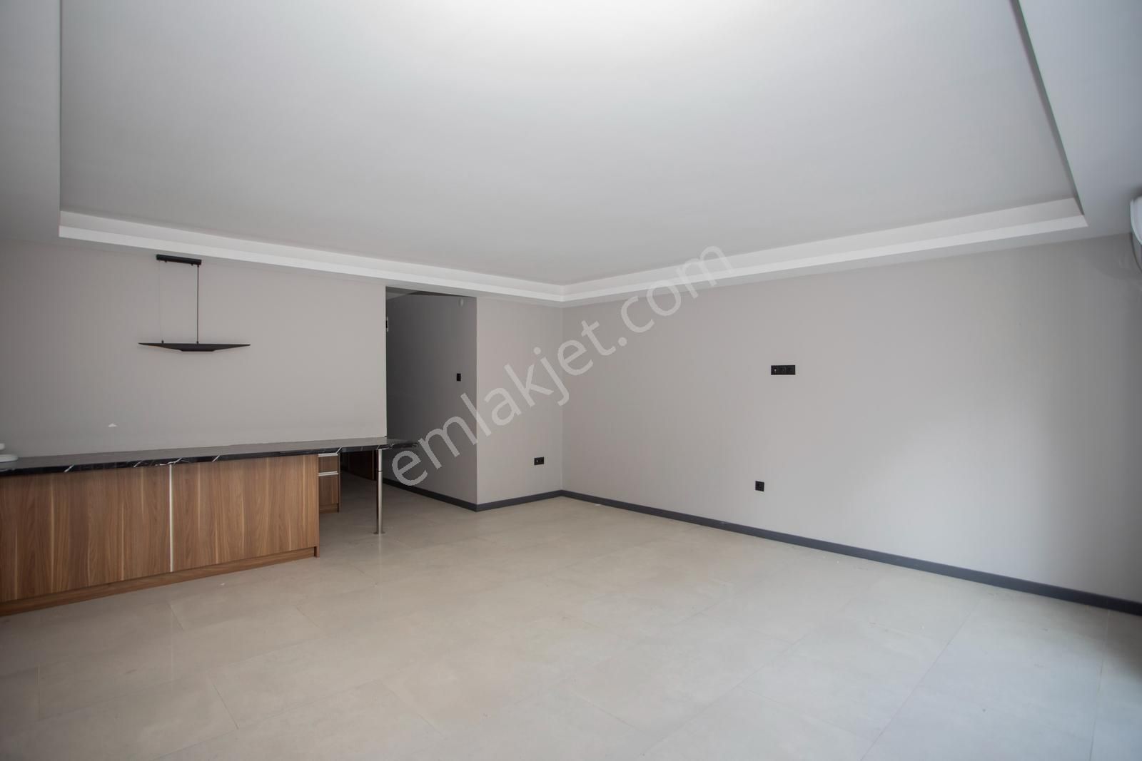 Karşıyaka Çarşı İçerisinde Kiralık 2+1 İşyeri & Ofis - Görsel 10