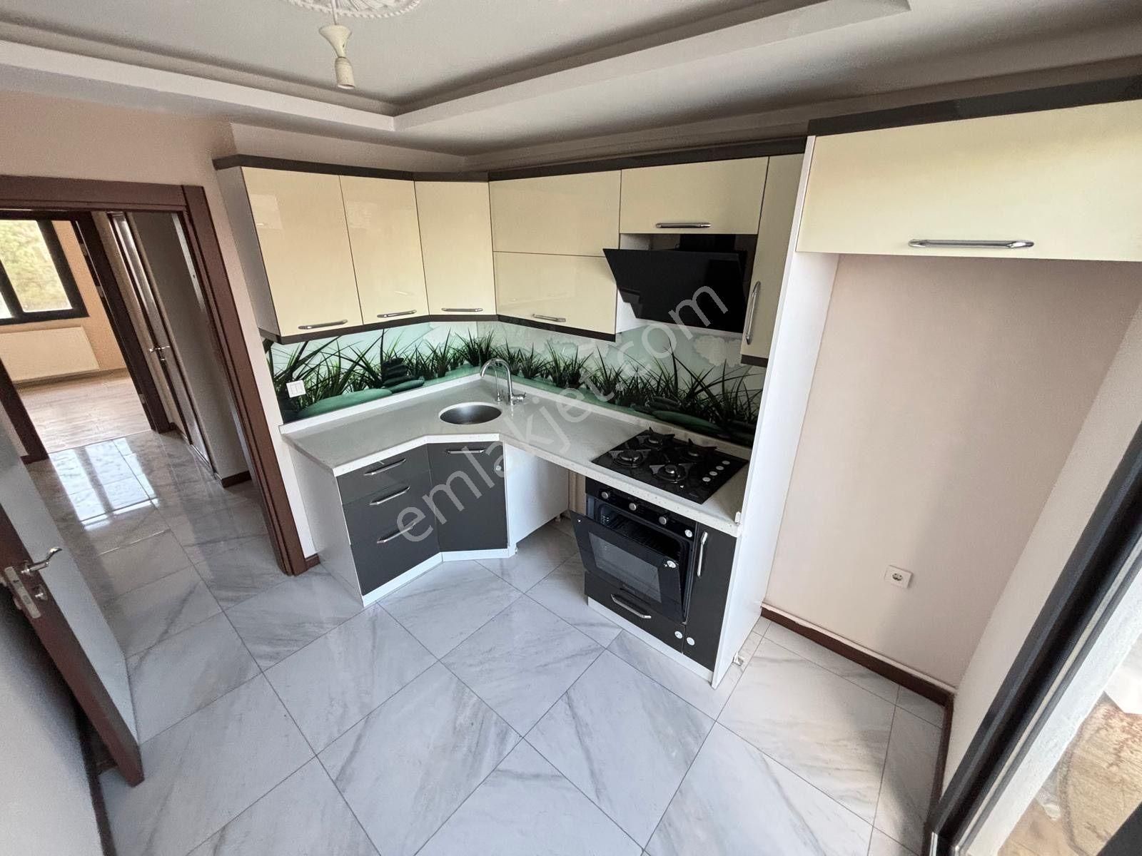 ▀▄mera Emlaktan Cumhuriyet Mh. Arakat Asansörlü 2+1 Lüx Daire