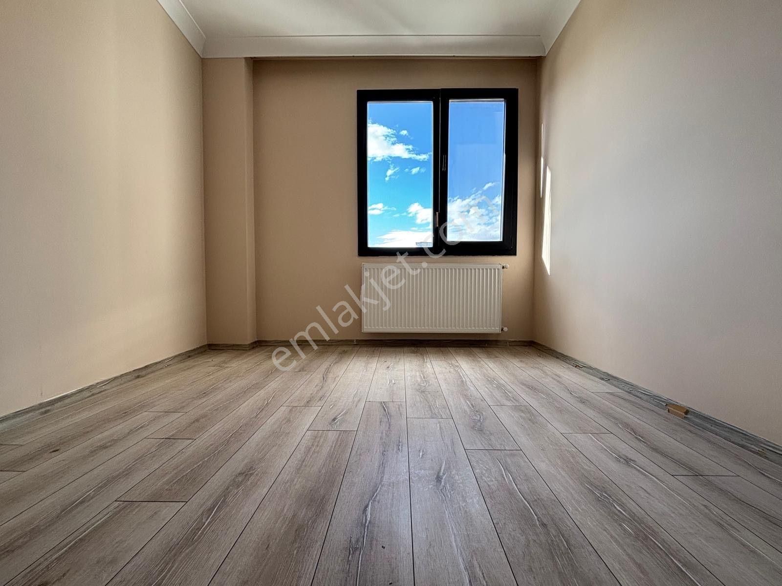 ▀▄mera Emlaktan Cumhuriyet Mh. Arakat Asansörlü 2+1 Lüx Daire - Görsel 2