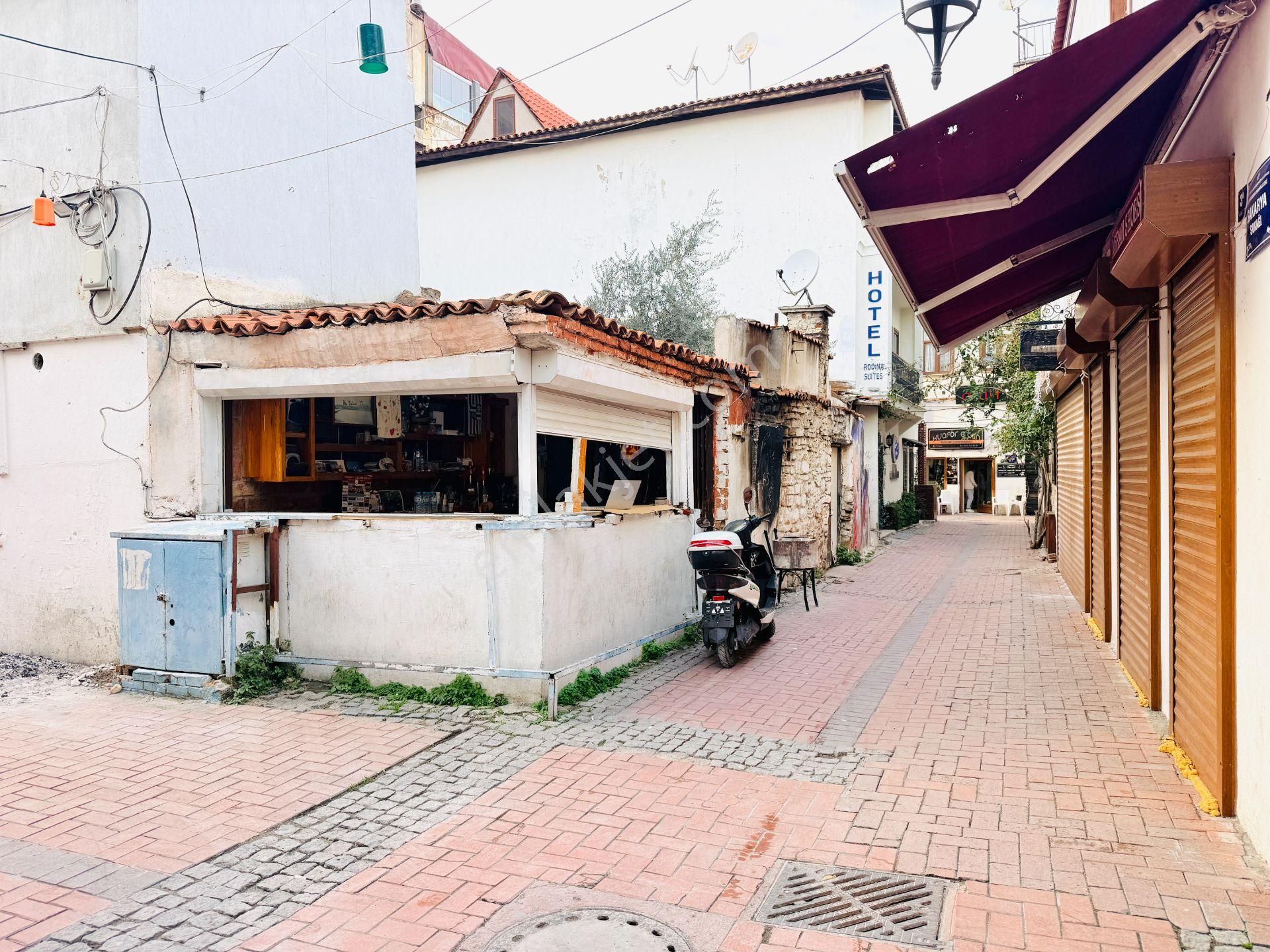 Sahilde Nüfus Müdürlüğü Arkası Müstakil Avlulu Kargır Ev Satılık - Görsel 6