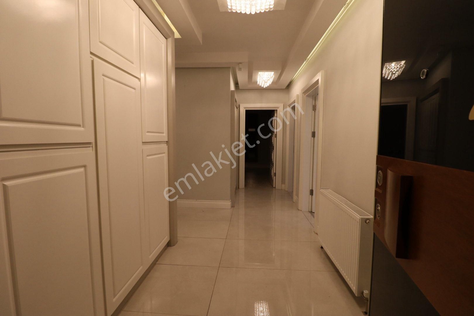 Konyaaltı Hayal Konaklarında 3+1 Arakat - Görsel 33