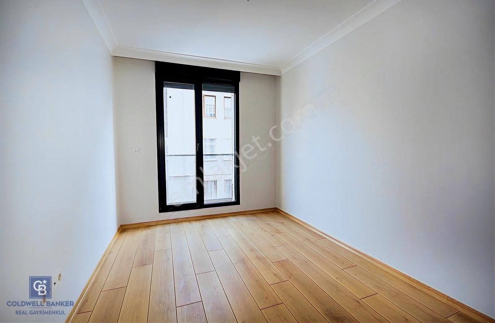 Üsküdar Sultantepe'de Boğaz Manzaralı Satılık 3+1 Daire - Görsel 13