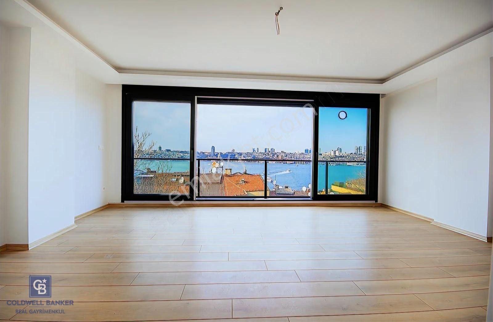 Üsküdar Sultantepe'de Boğaz Manzaralı Satılık 3+1 Daire - Görsel 14