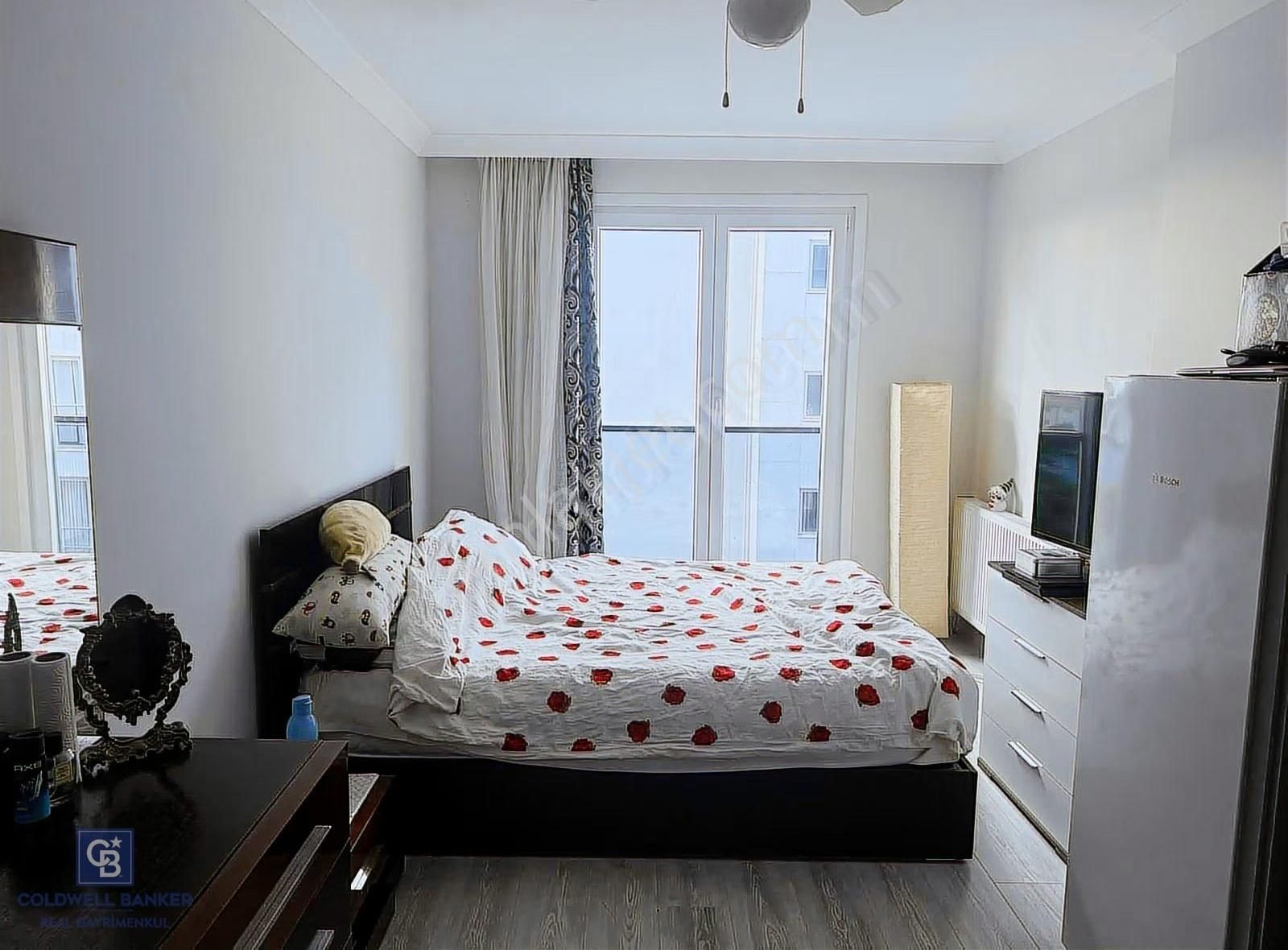 Üsküdar Barbaros Mah 3+1 Ferah Satılık Arakat Daire - Görsel 9