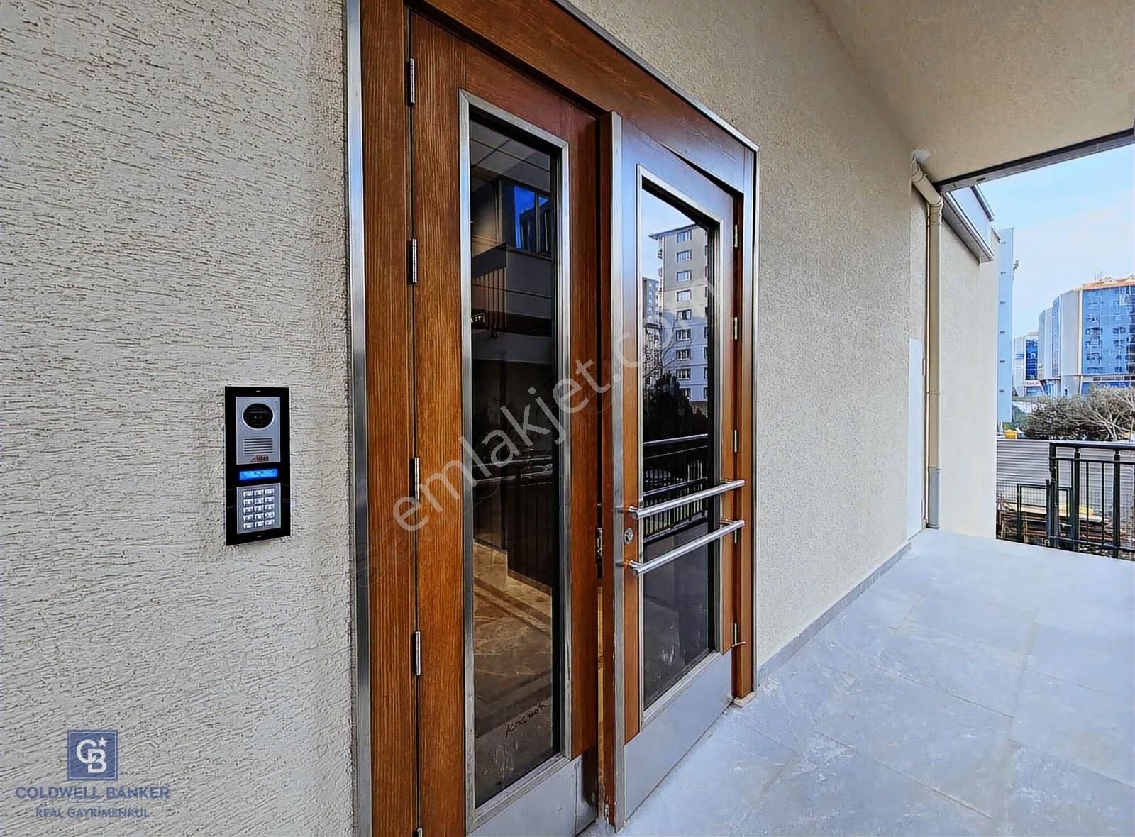 Sahrayıcedit E5 Lokasyonunda Yeni Yapı Kiralık Ofis Katı 185m2 - Görsel 2