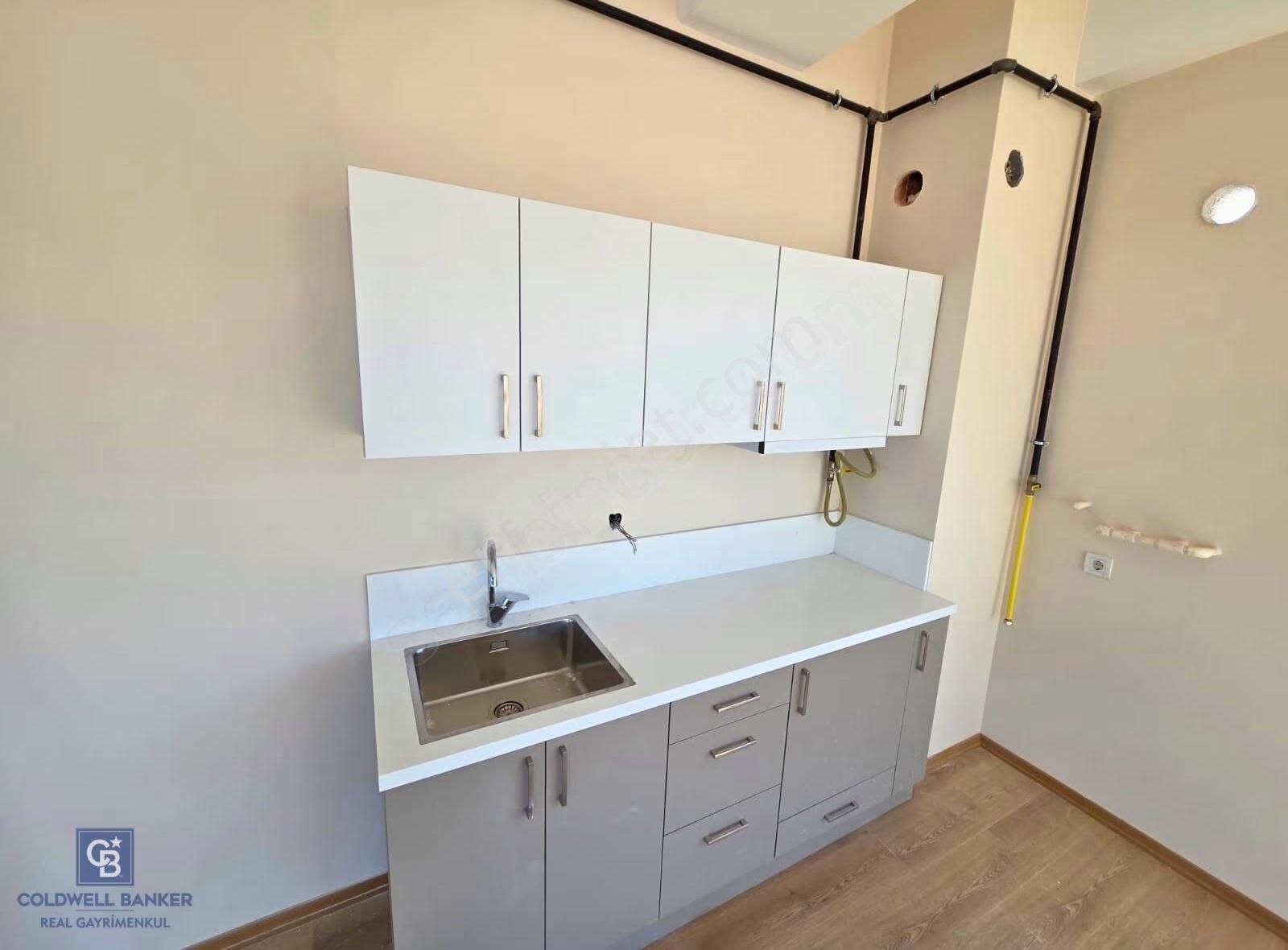 Sahrayıcedit E5 Lokasyonunda Yeni Yapı Kiralık Ofis Katı 185m2 - Görsel 19