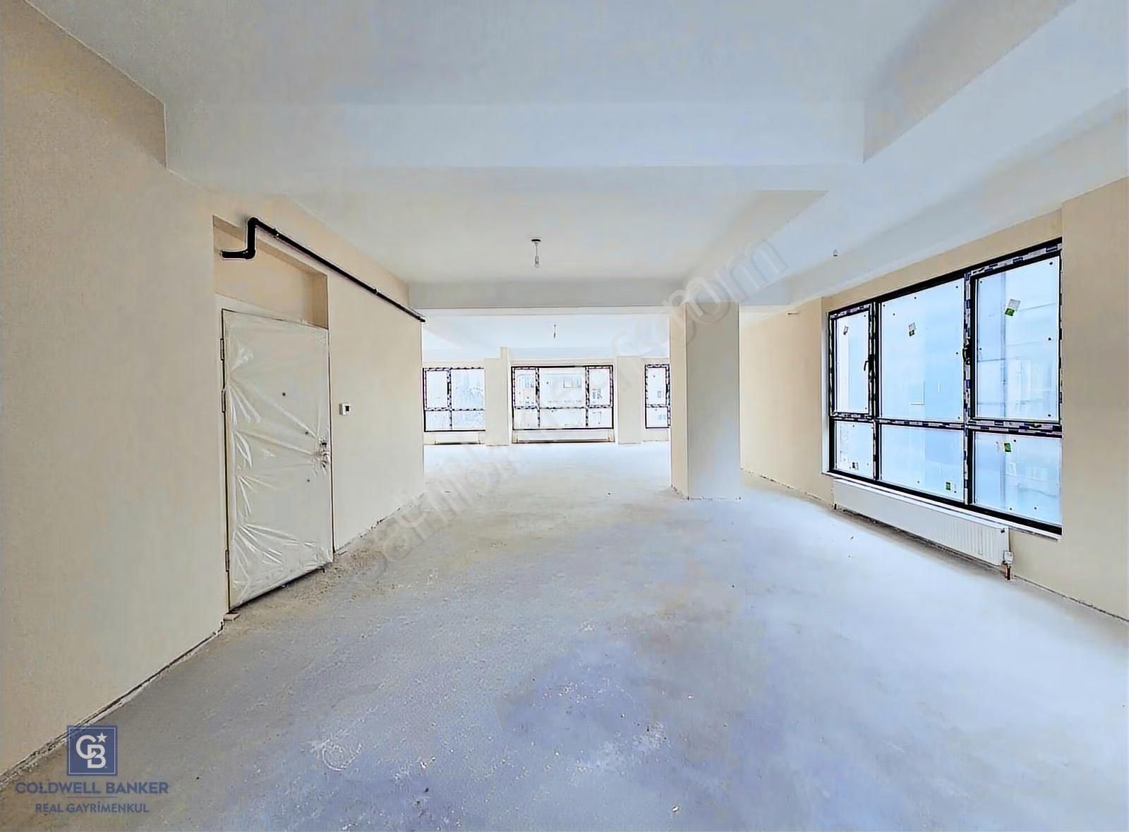 Sahrayıcedit E5 Lokasyonunda Yeni Yapı Kiralık Ofis Katı 185m2 - Görsel 14