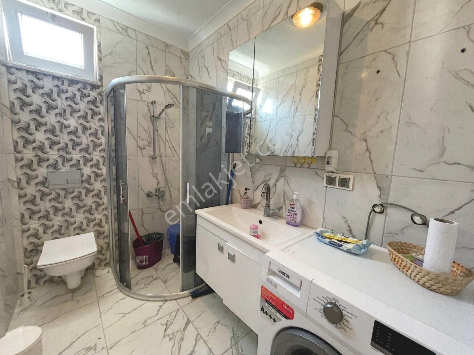 🟣 Güç Gayrimenkul'den Akçay'da Geniş Balkonlu Genç Binada Kaçmaz Şık 1+1 Daire - Görsel 18
