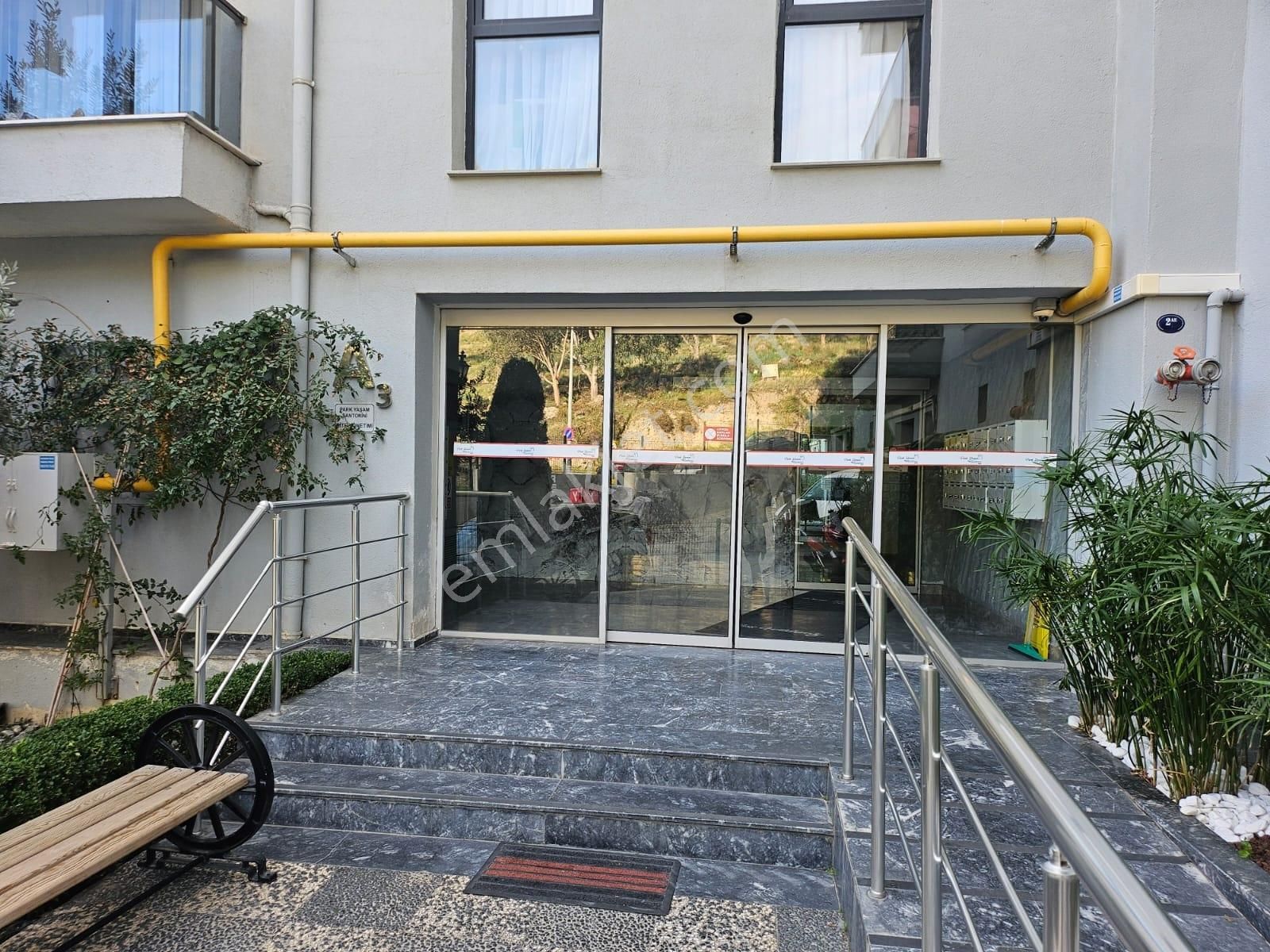 Çiğli Park Yaşam Santorini Sitesi'nde Kiralık 2+1 Daire - Görsel 25