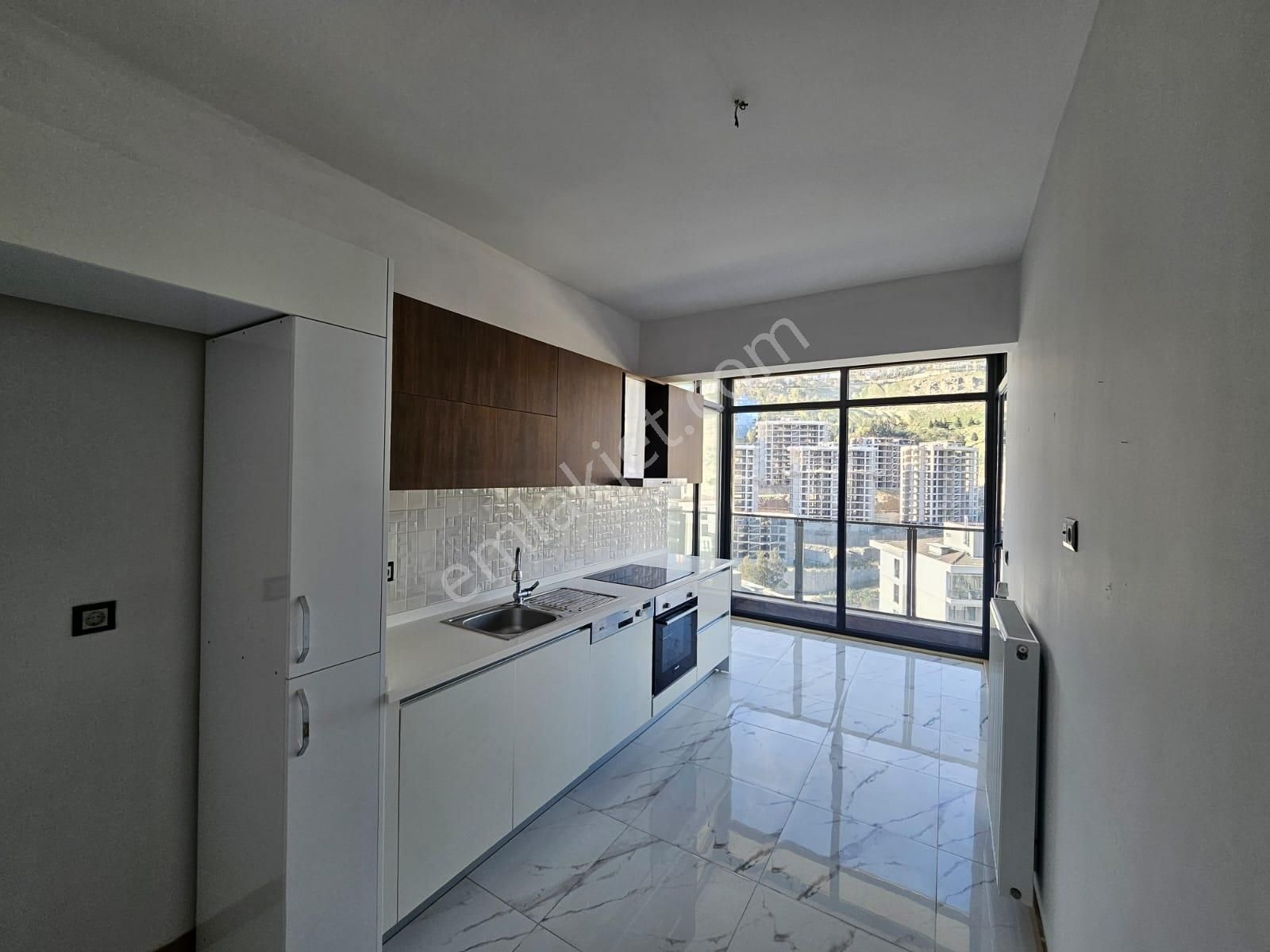 Çiğli Park Yaşam Santorini Sitesi'nde Kiralık 2+1 Daire - Görsel 4