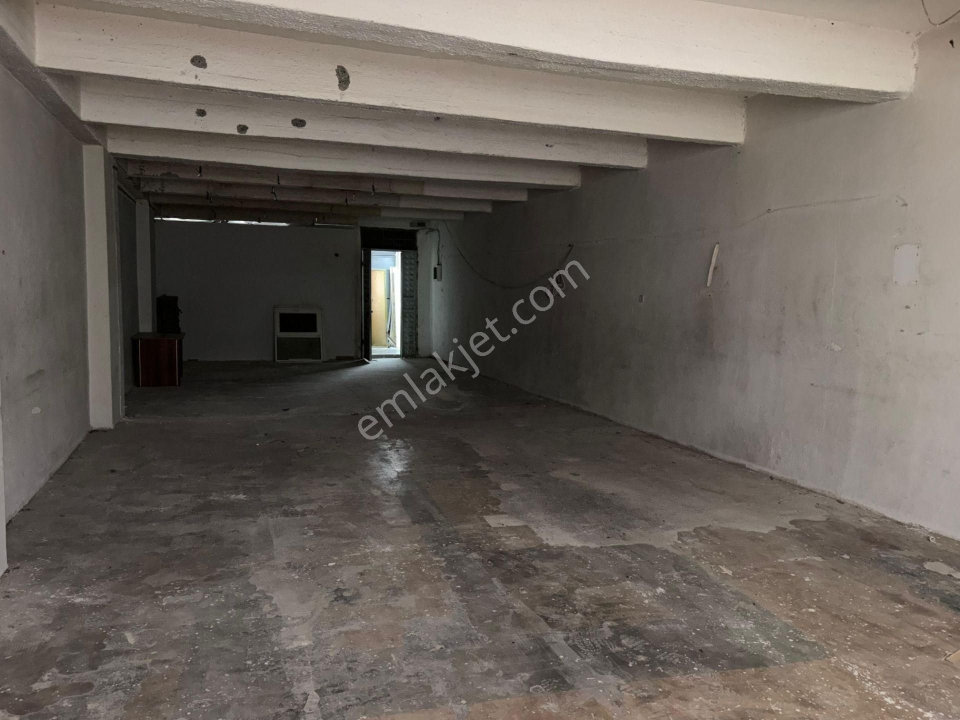 Bayrampaşa Alba Sanayi Sitesinde Kiralık Dükkan & Atölye - Görsel 4
