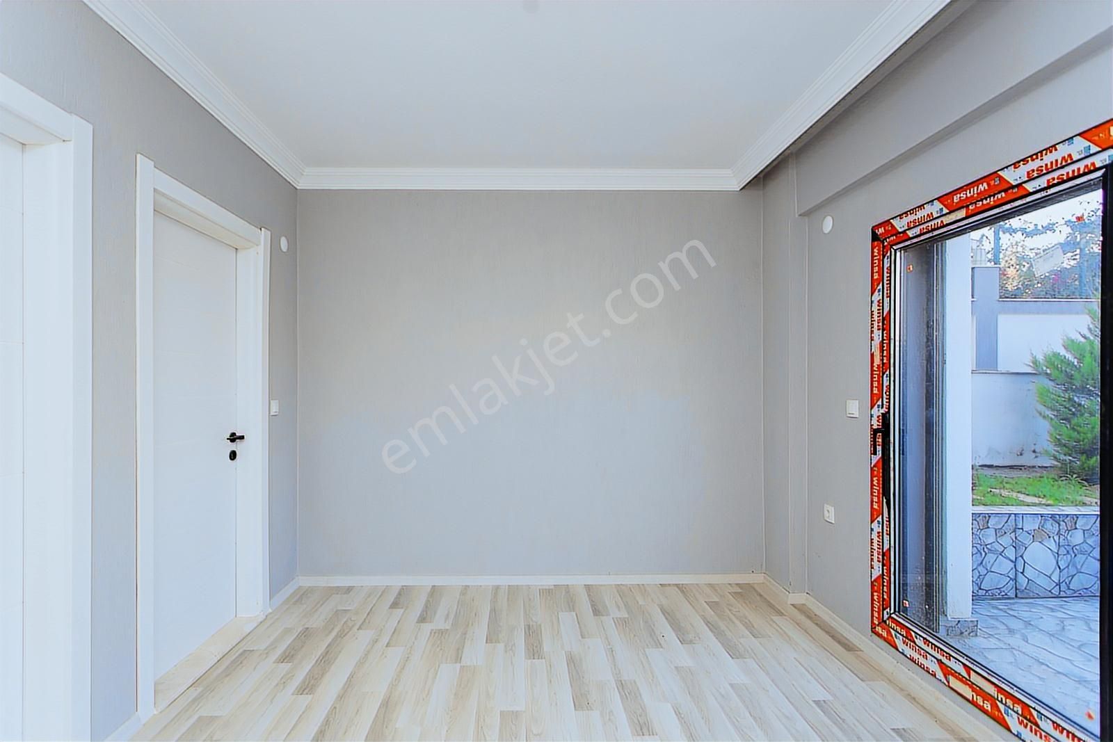 Yenifoça Mustafa Kemal Atatürk Mah. Satılık 4+1 Villa - Görsel 22