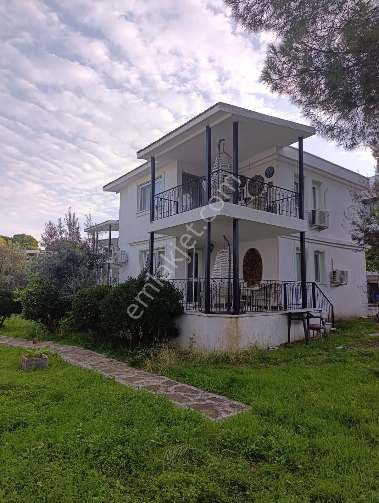 Eski Foça Hanedan Beach Club'ta Kiralık Eşyalı Daire - Görsel 2