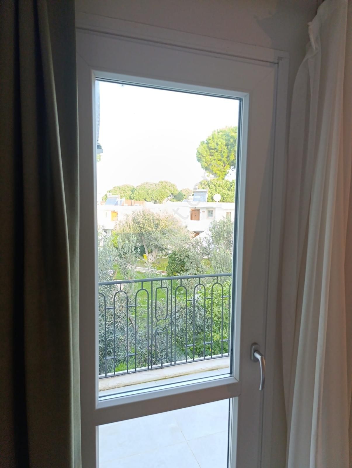 Eski Foça Hanedan Beach Club'ta Kiralık Eşyalı Daire - Görsel 29