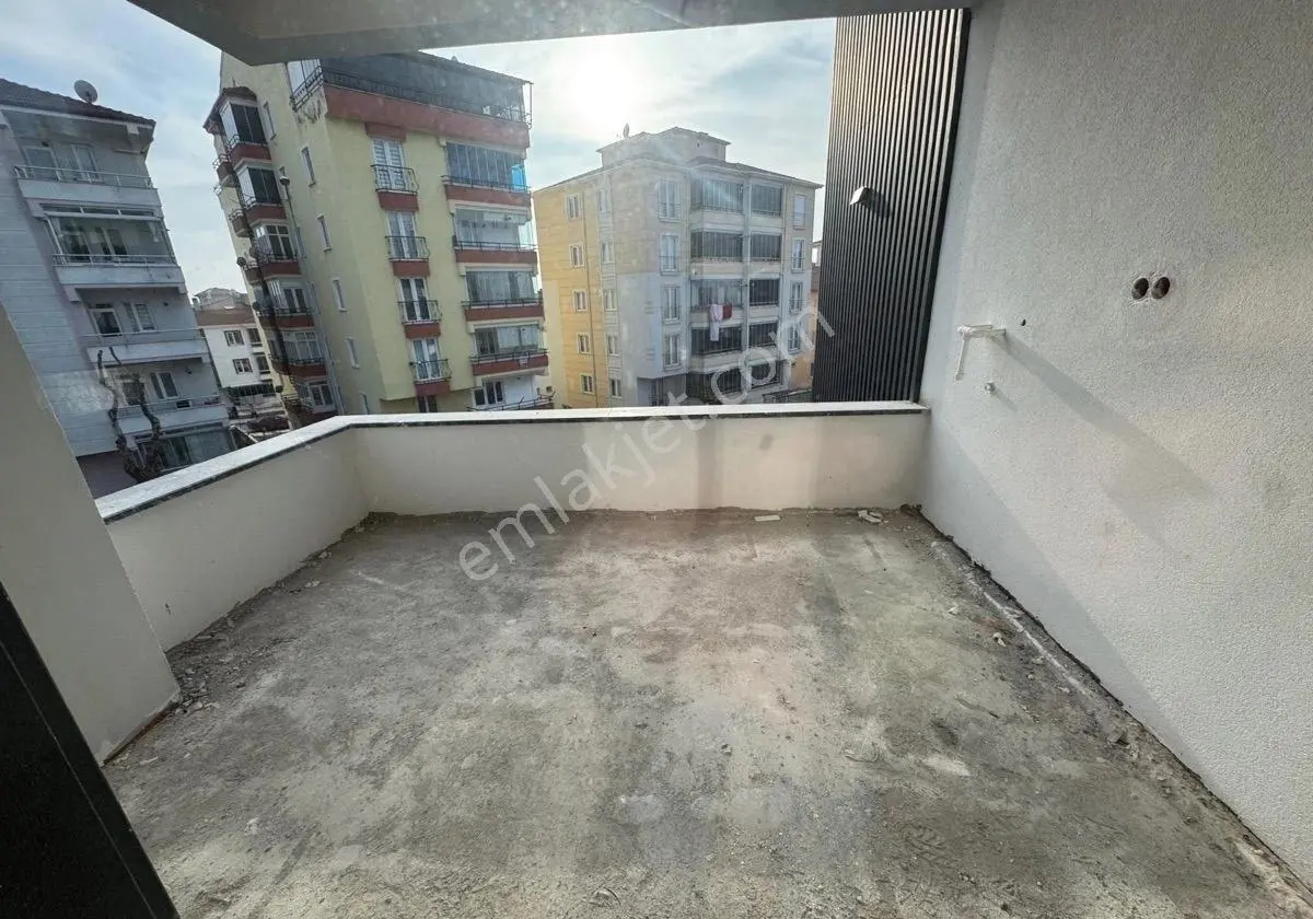 Hasan Bulgur Emlaktan Bahabey Cad Altı Sıfır 3+1 Daire
